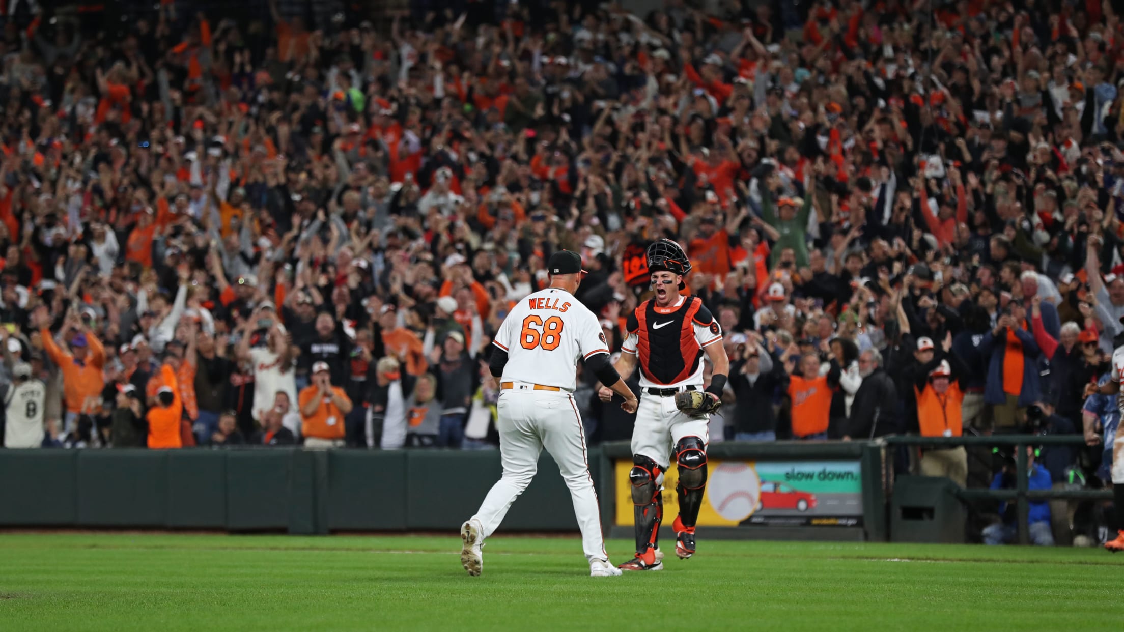 BAL-BI-121823-TopPhotos23-019