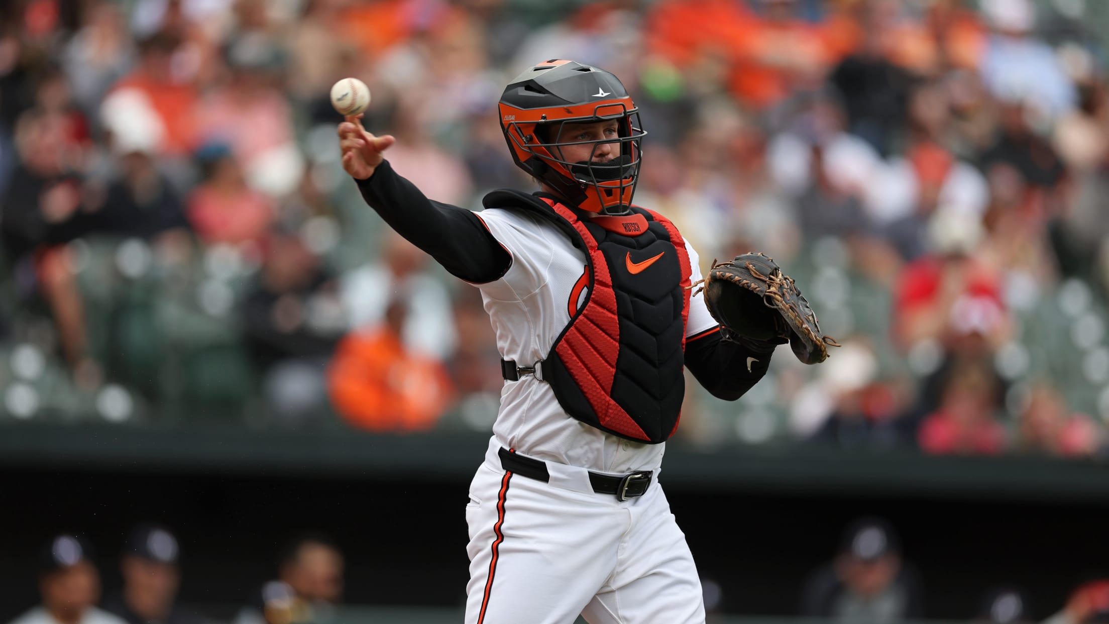 BAL-makingthiercase-060424-003