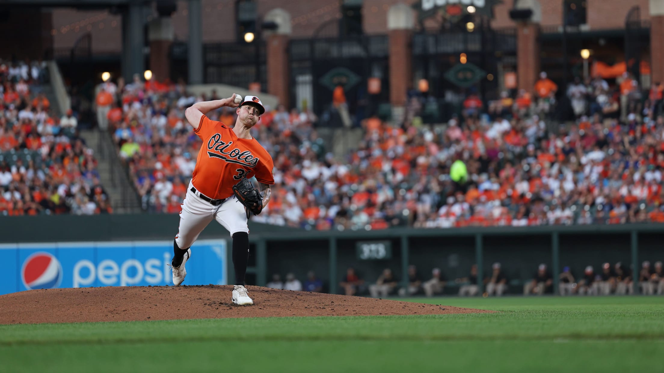 BAL-BI-Homestand-in-focus-083123-077