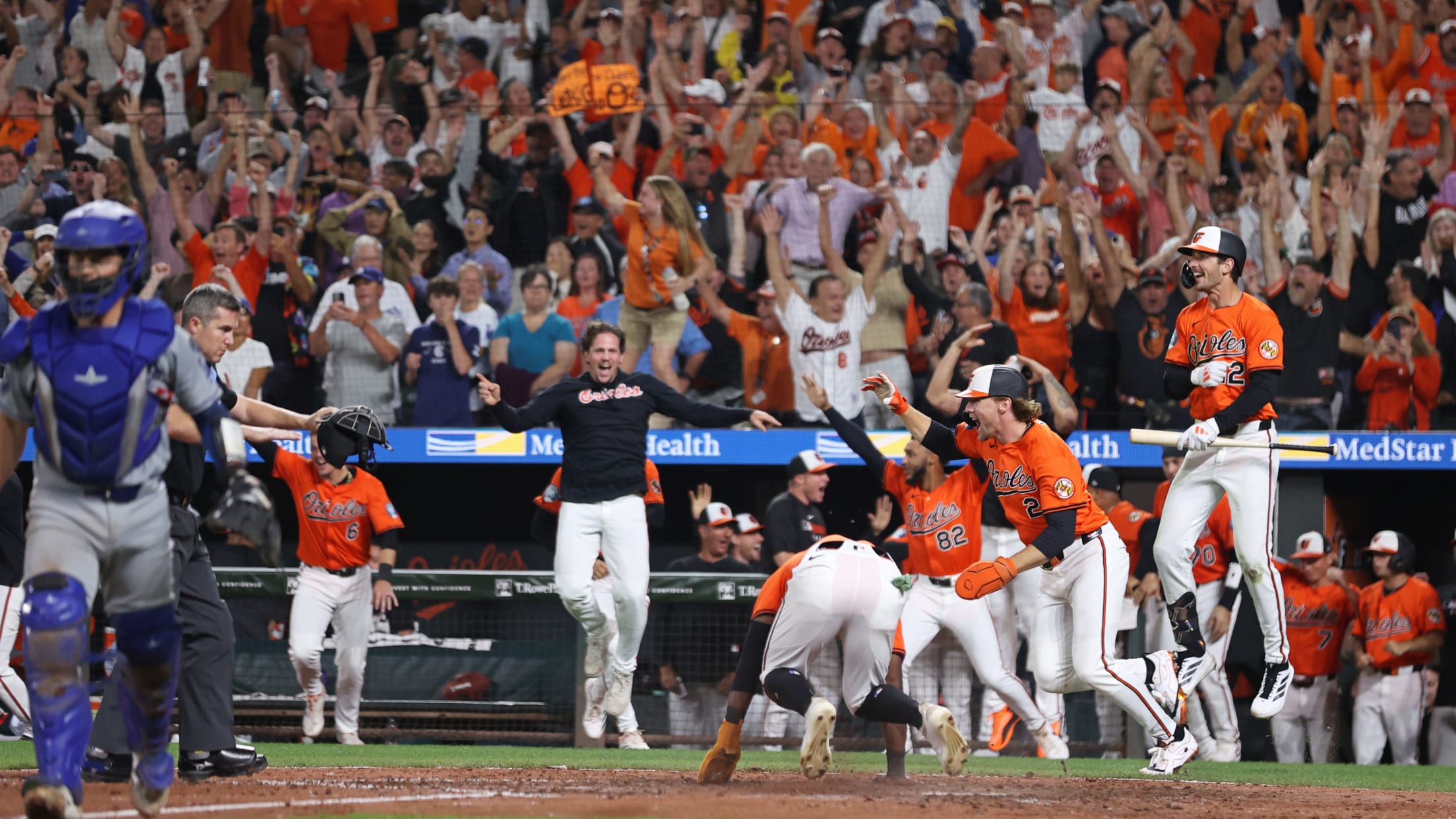 bal_Birdland_Insider_Connor_Photos_034