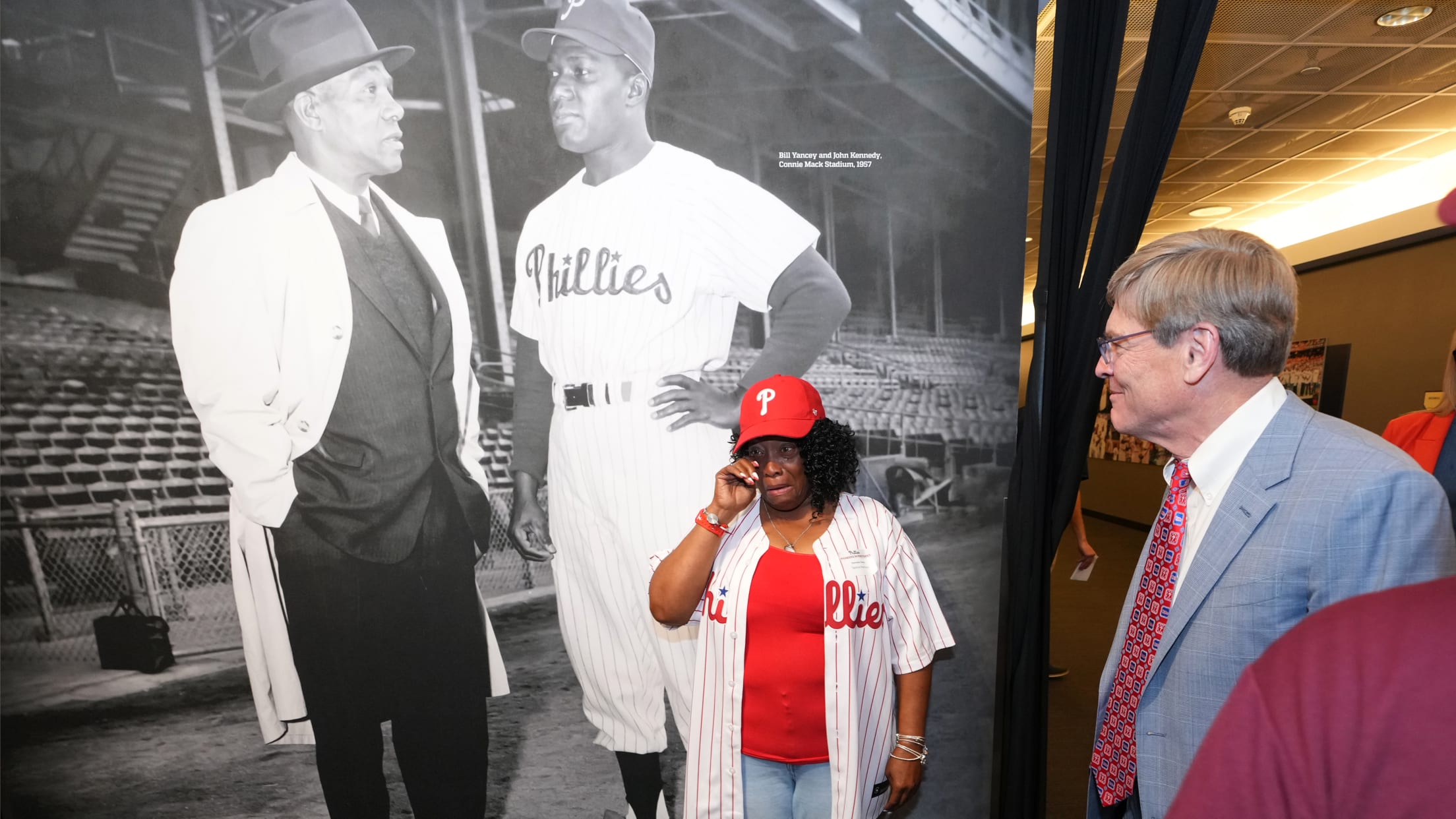 PioneersinPinstripes00654