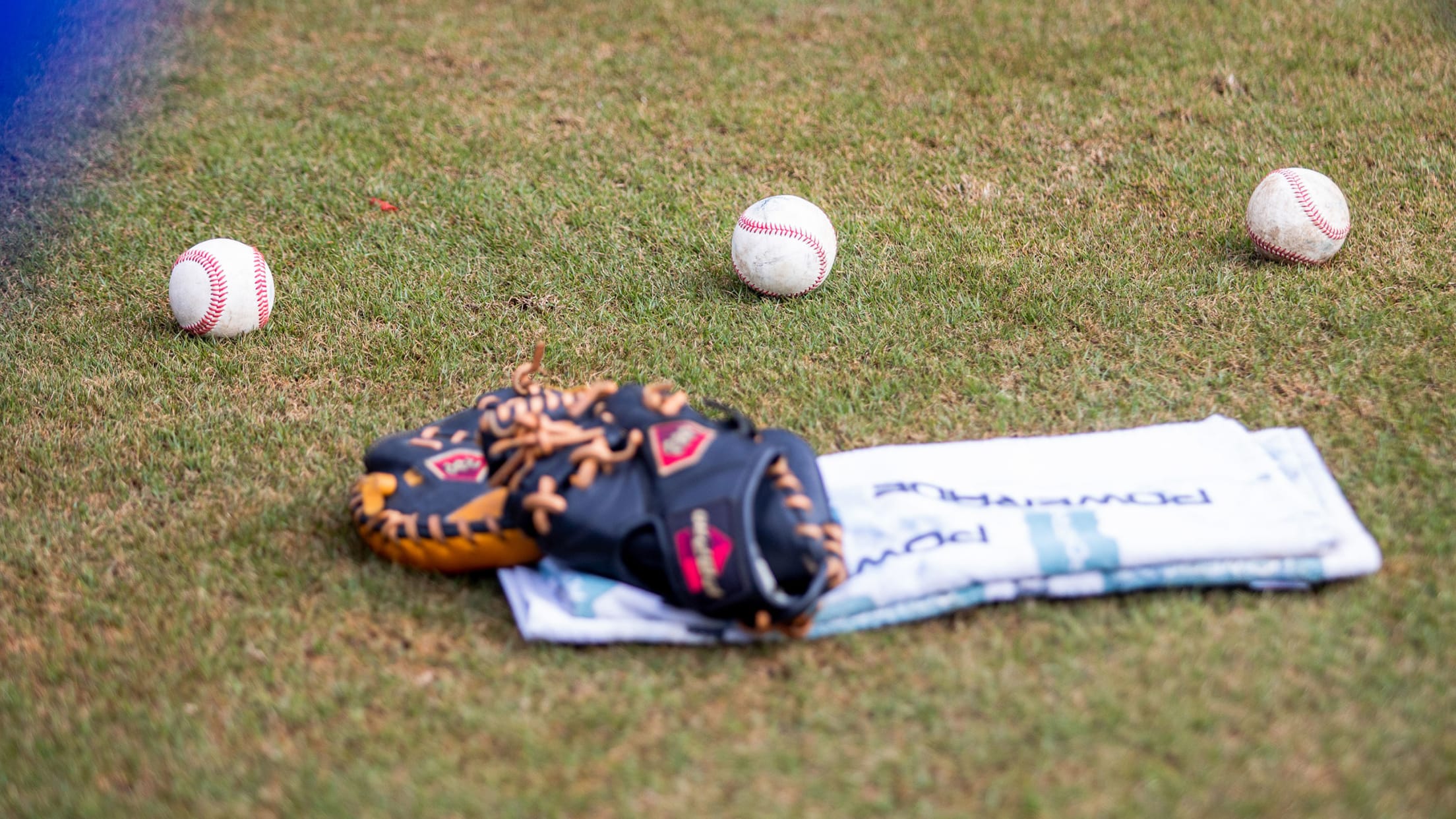 LOGO GOLF BALL-MLB..ATLANTA BRAVES FOUNDATION GOLF CLASSIC