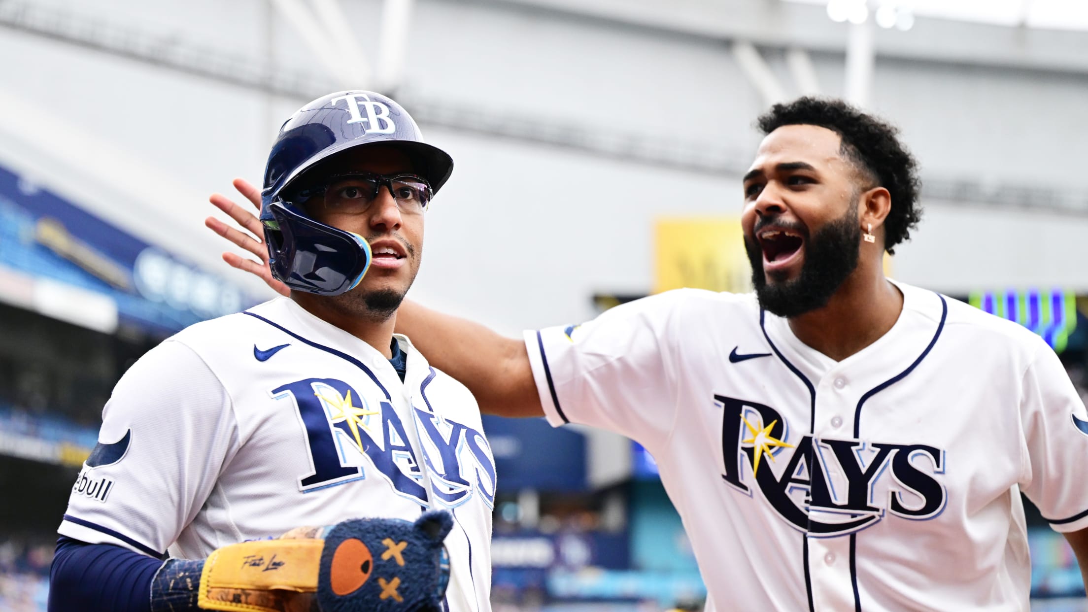Rays puts up a six-spot in the 4th inning
