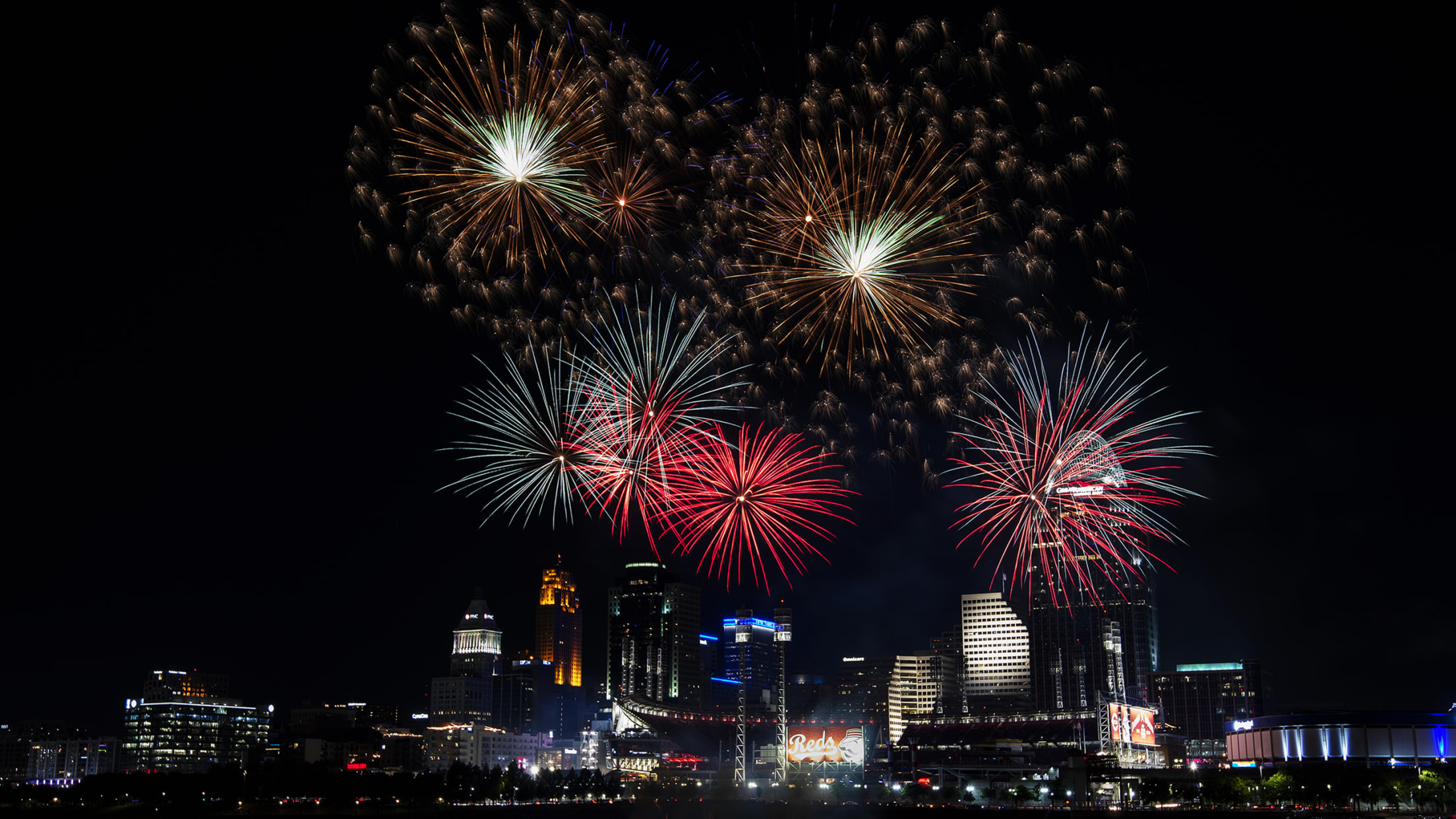 Cincinnati Reds City Connect drone and fireworks show 