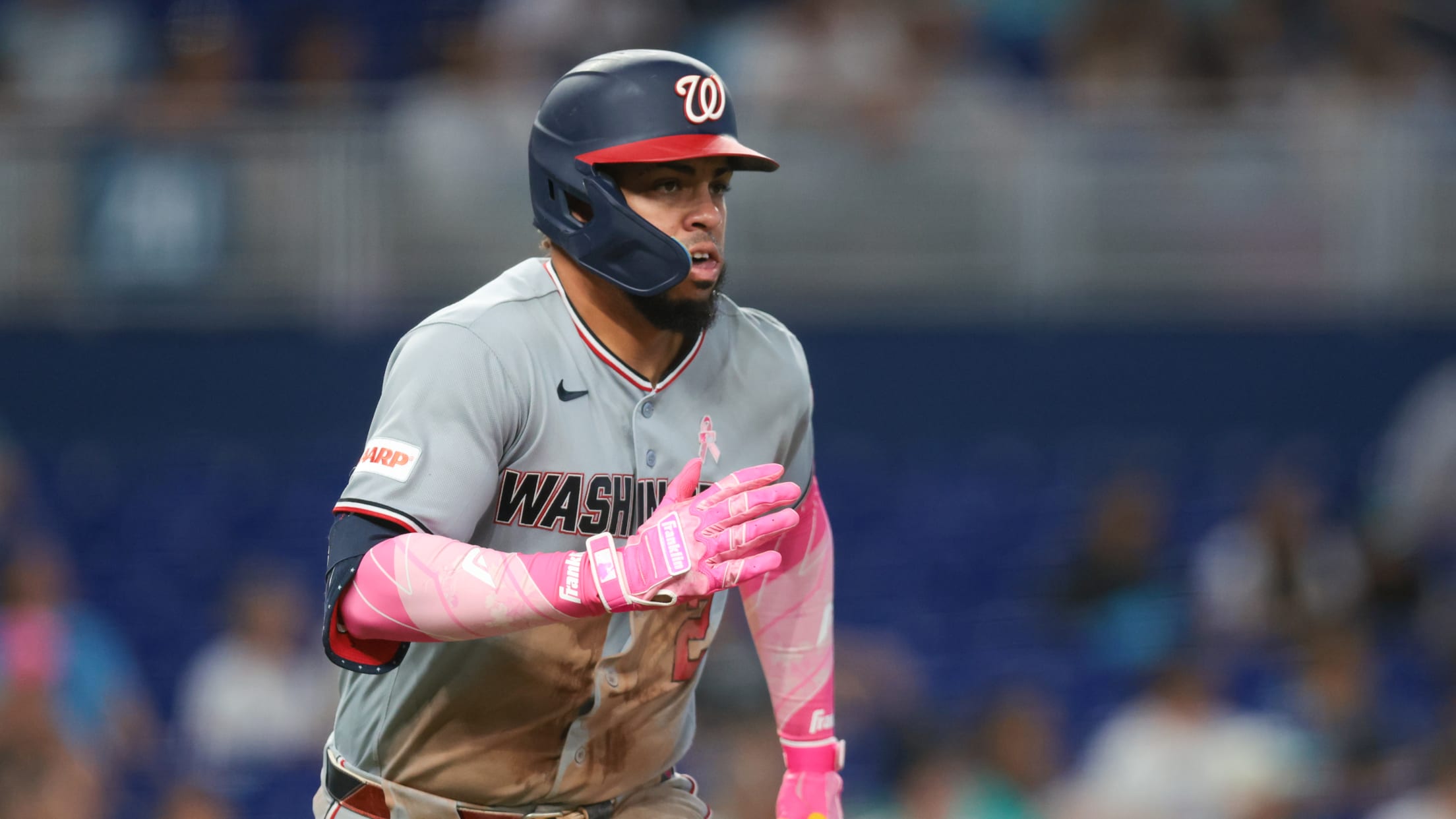 Luis García Jr.'s RBI double