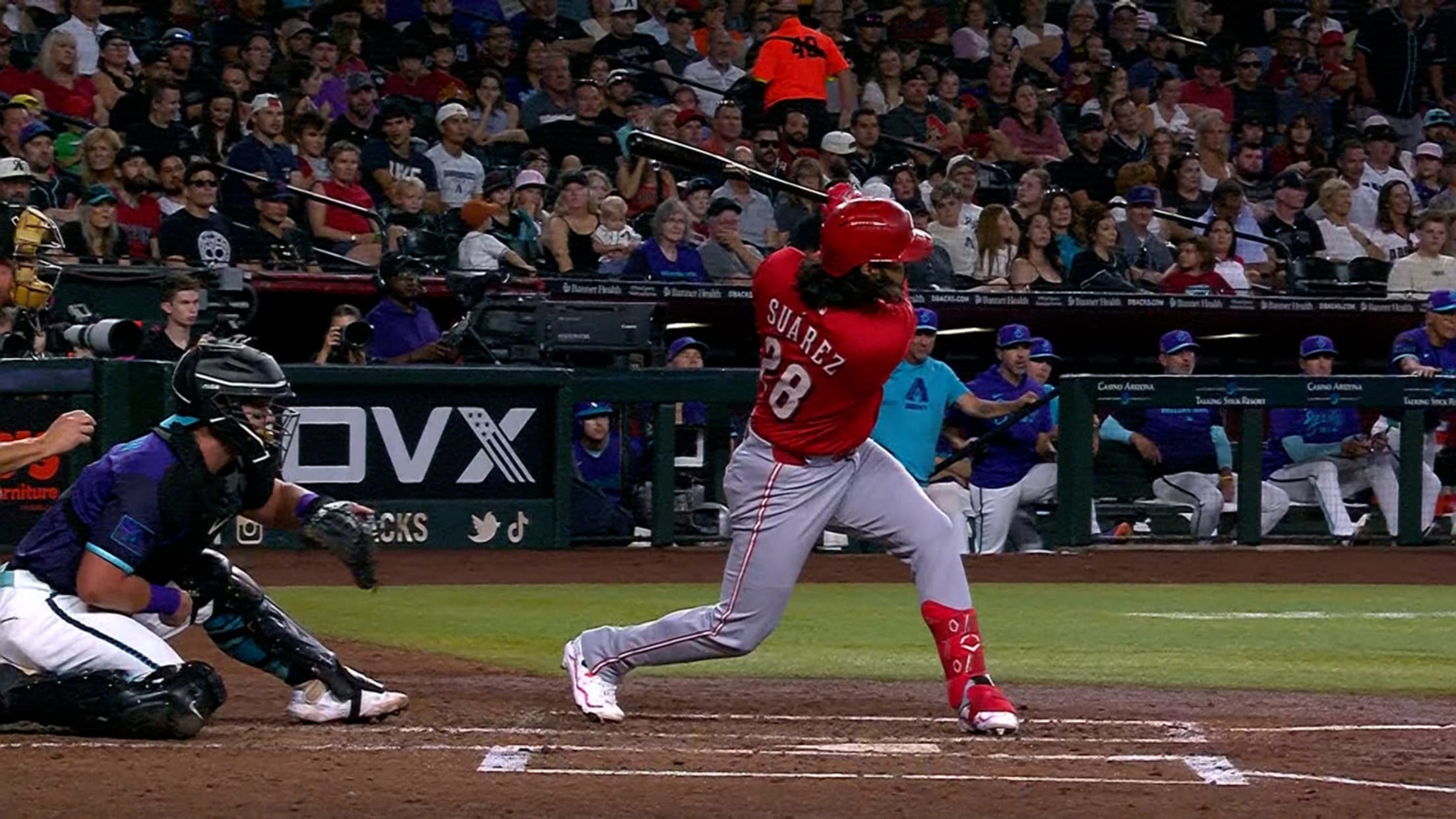 Eugenio Suárez's two-run single