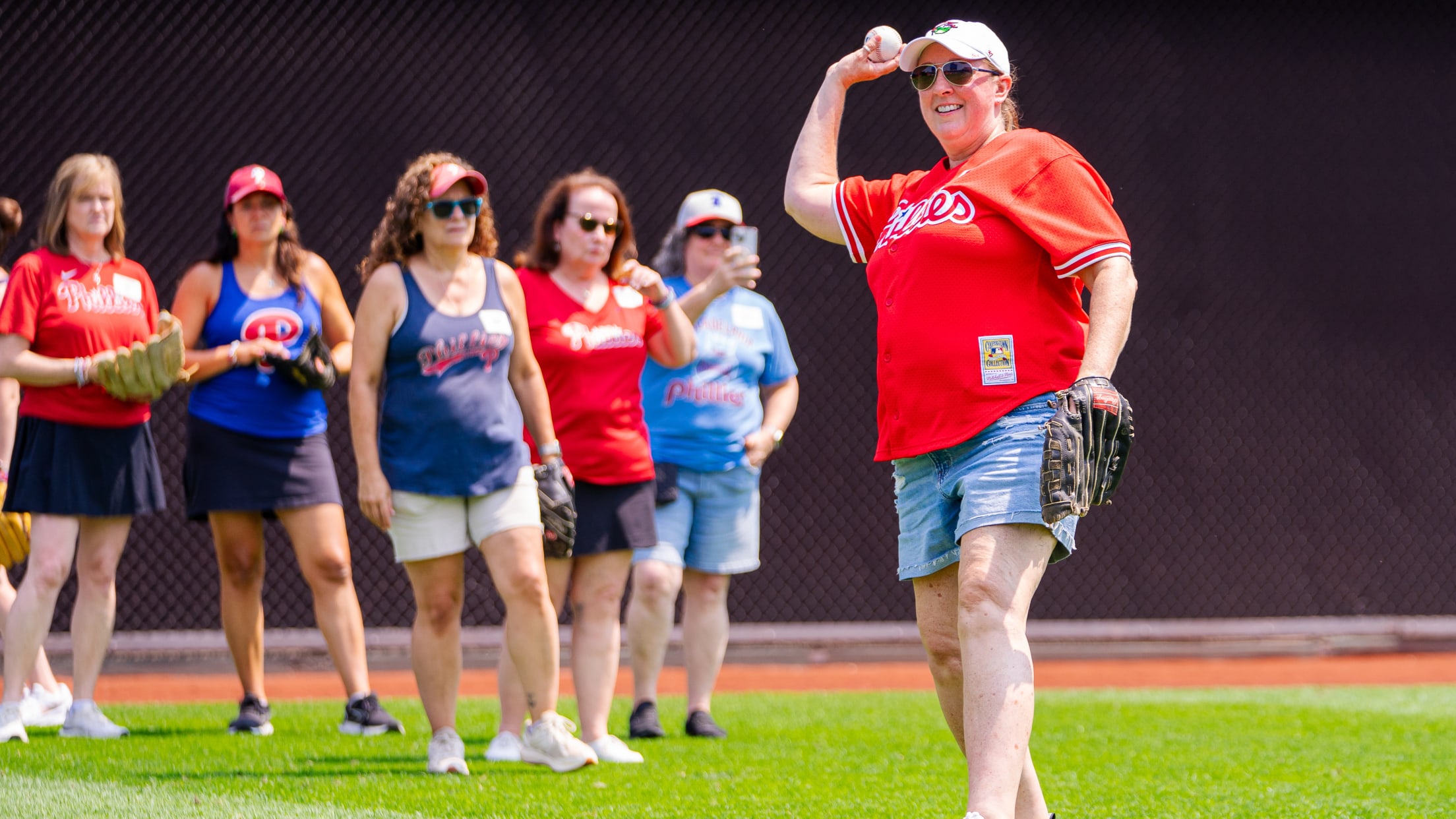 BehindtheDiamond09466