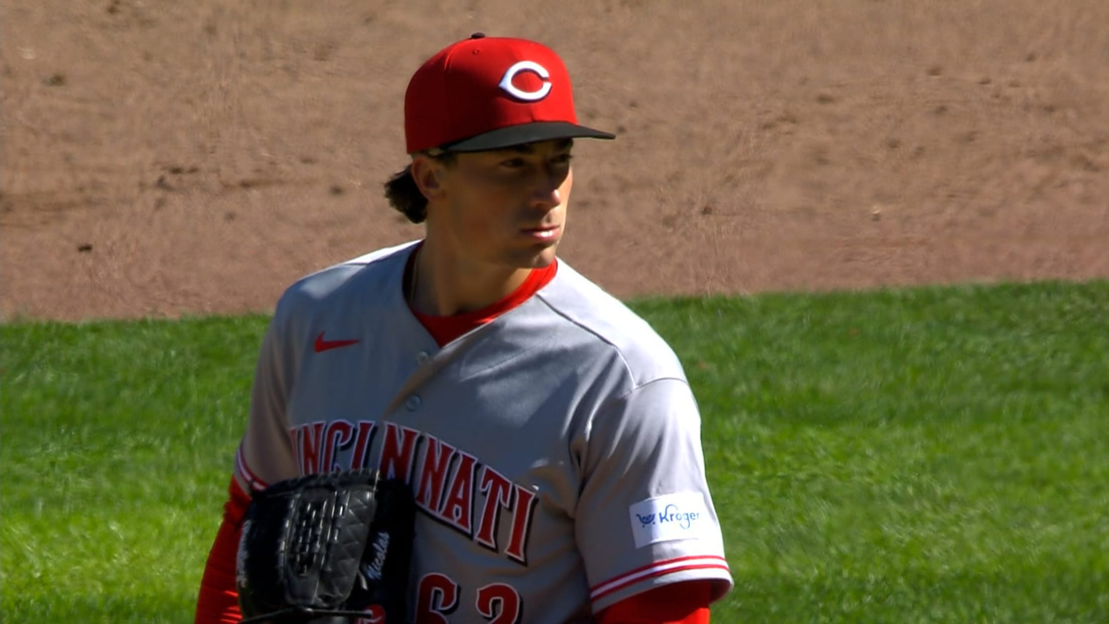 Kyle Nicolas poncha tres en la 8va