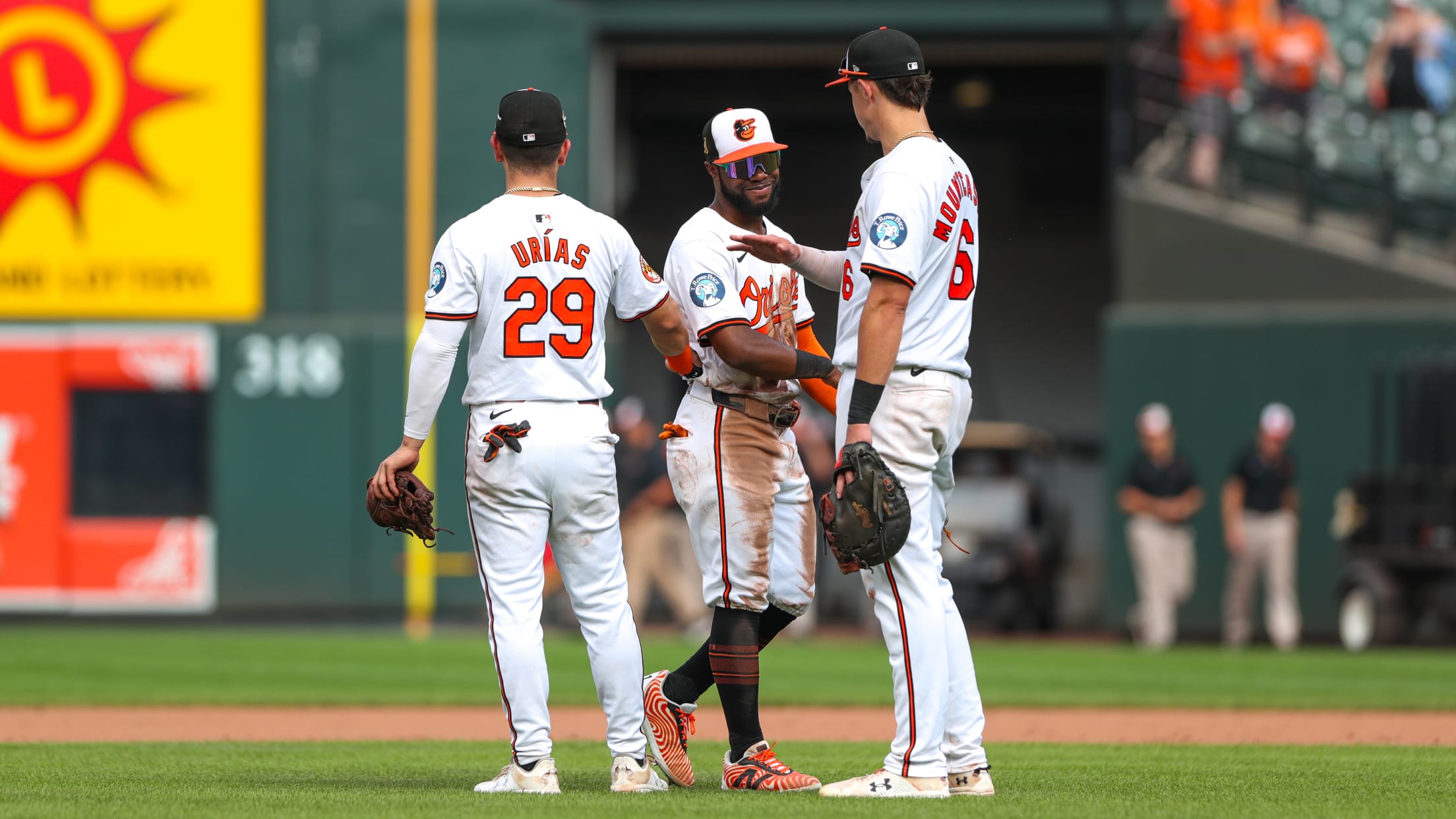 BAL-BI-bestof2024-anna-121824-049