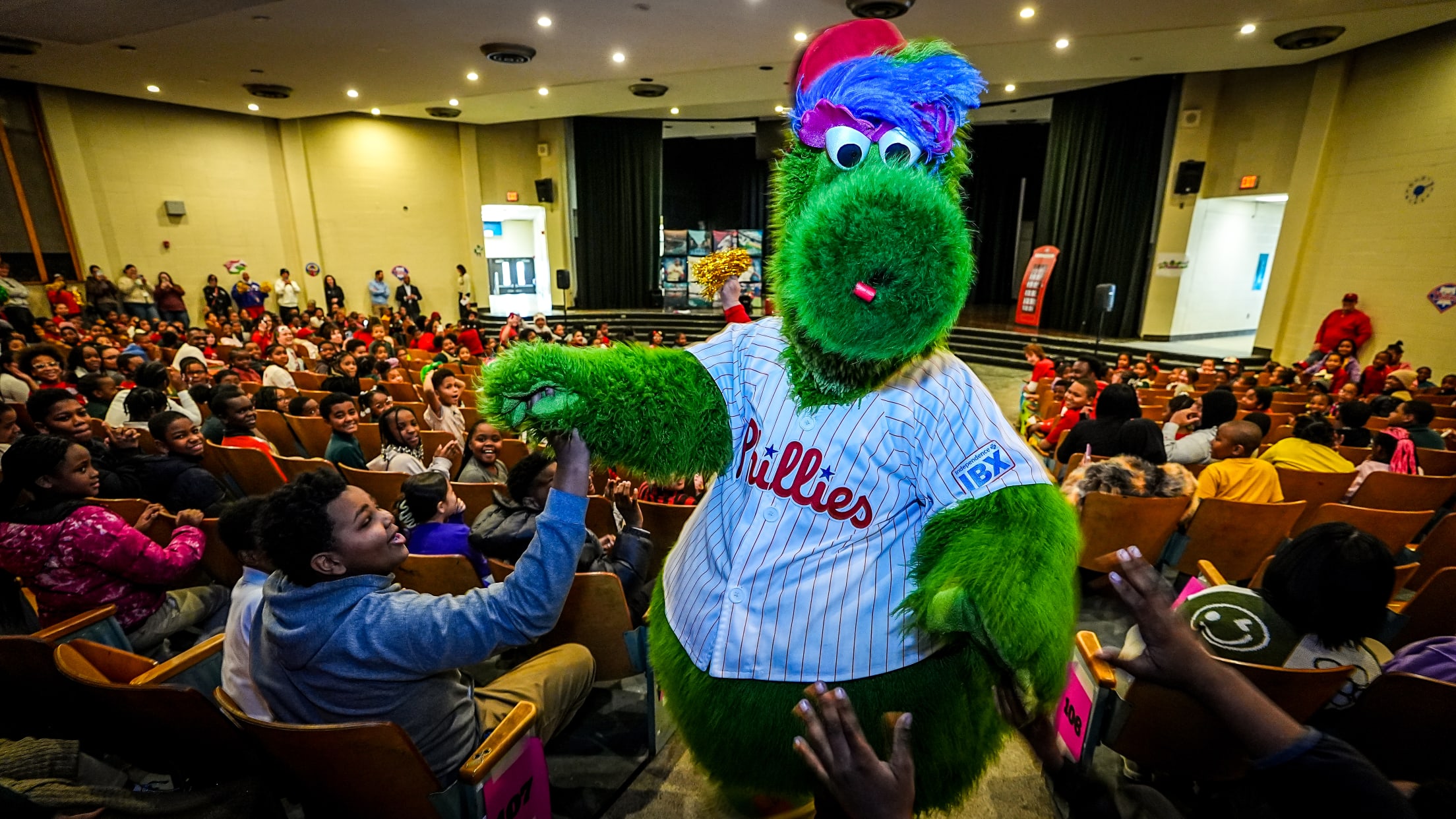 PhanaticAboutReading181190