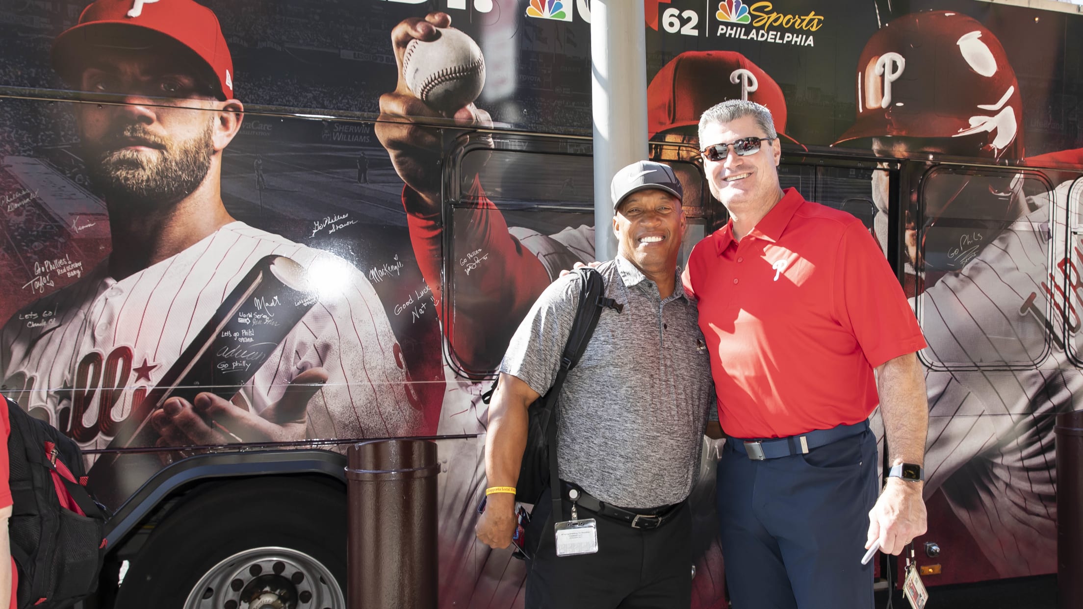 20231002_Phillies_Bus_Rally_Waterfalls-76