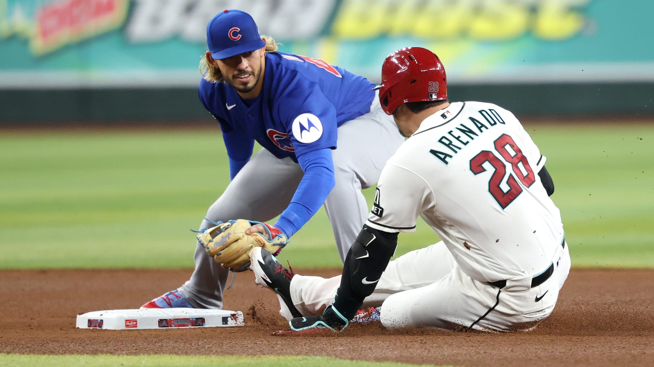 Tyrone Taylor throws out Nolan Arenado at second