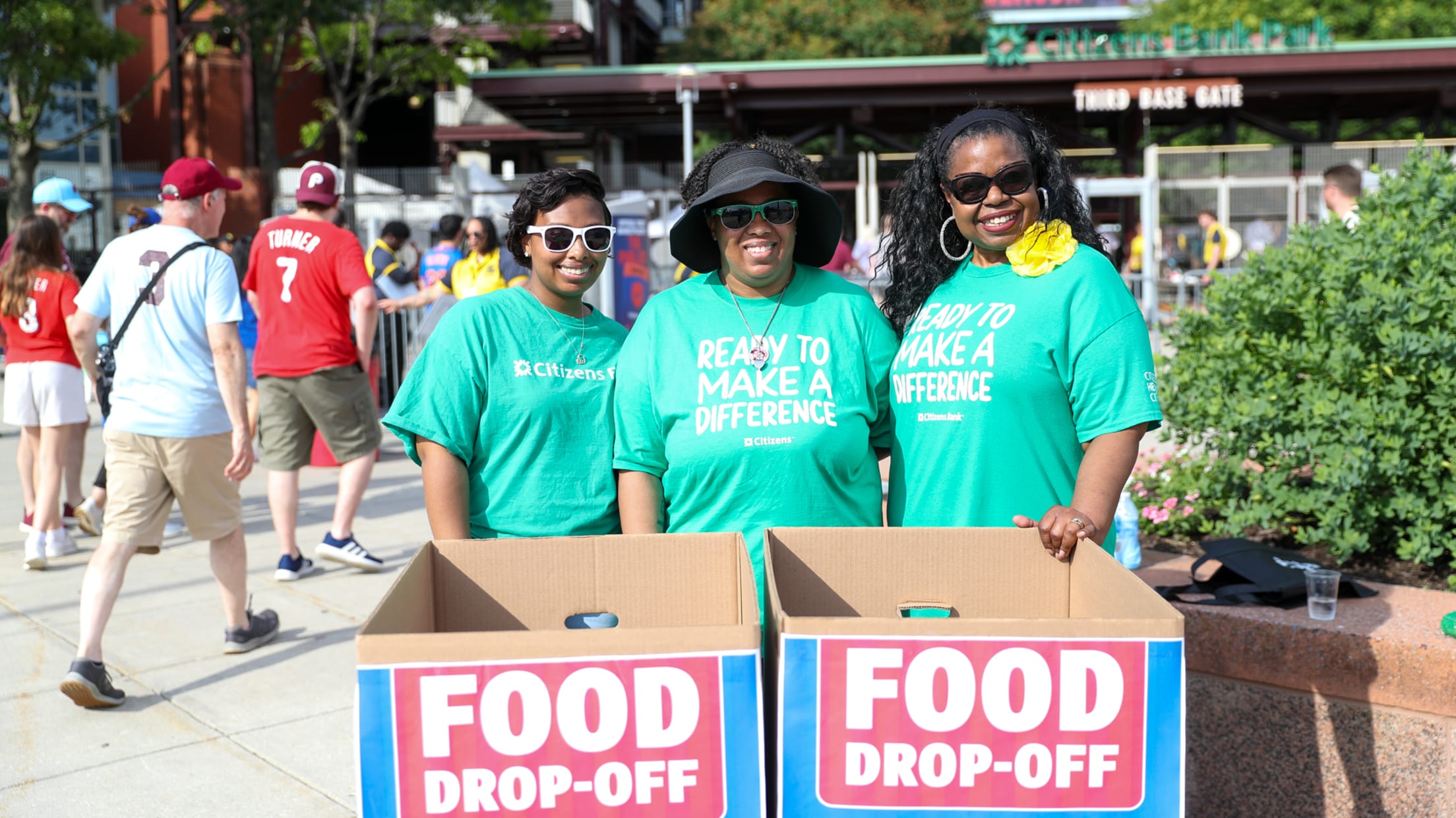 20250622_ThirdBaseGate_PhansFeedingFamilies-002