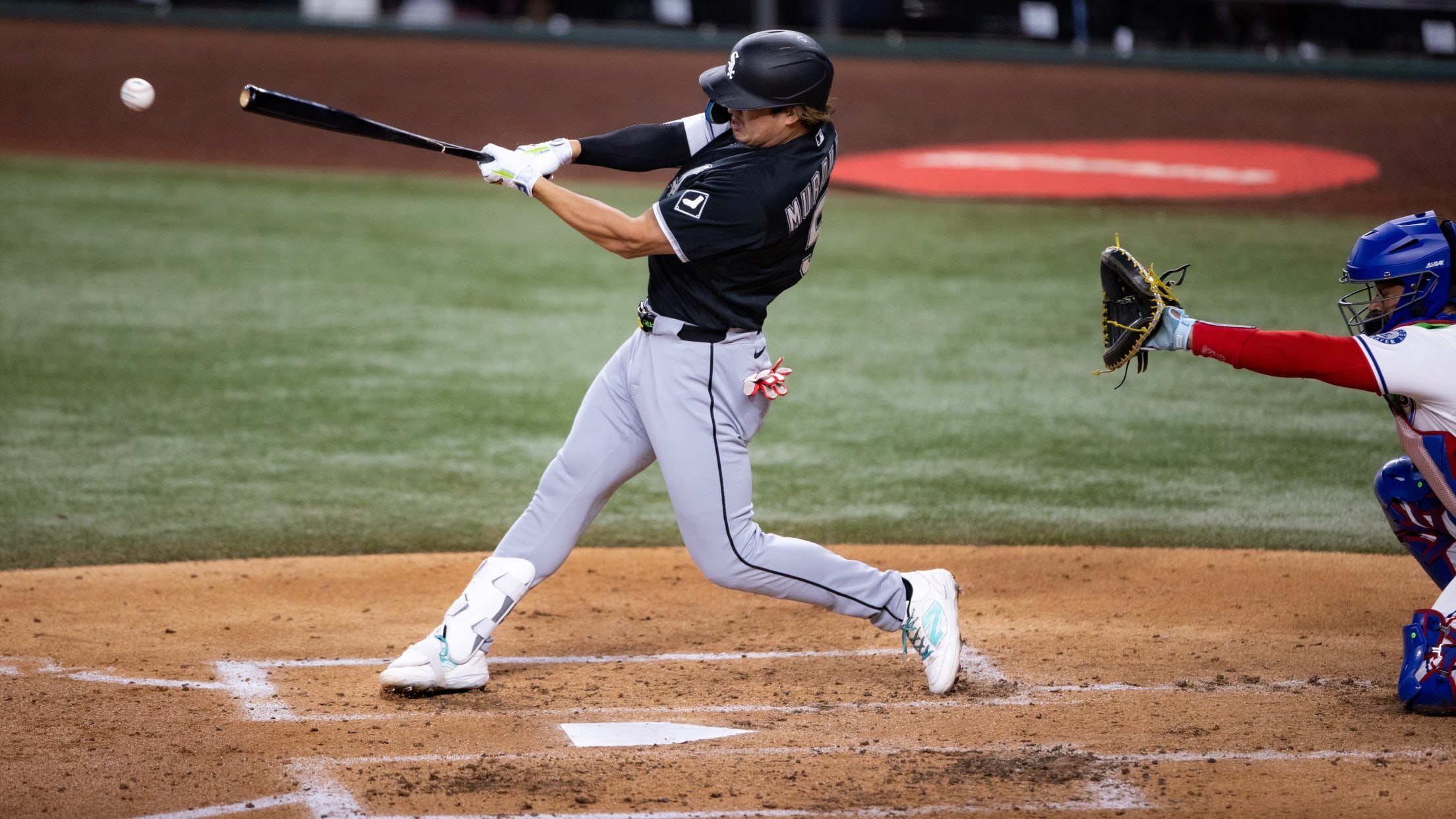 Munetaka Murakami singles in the 4th 