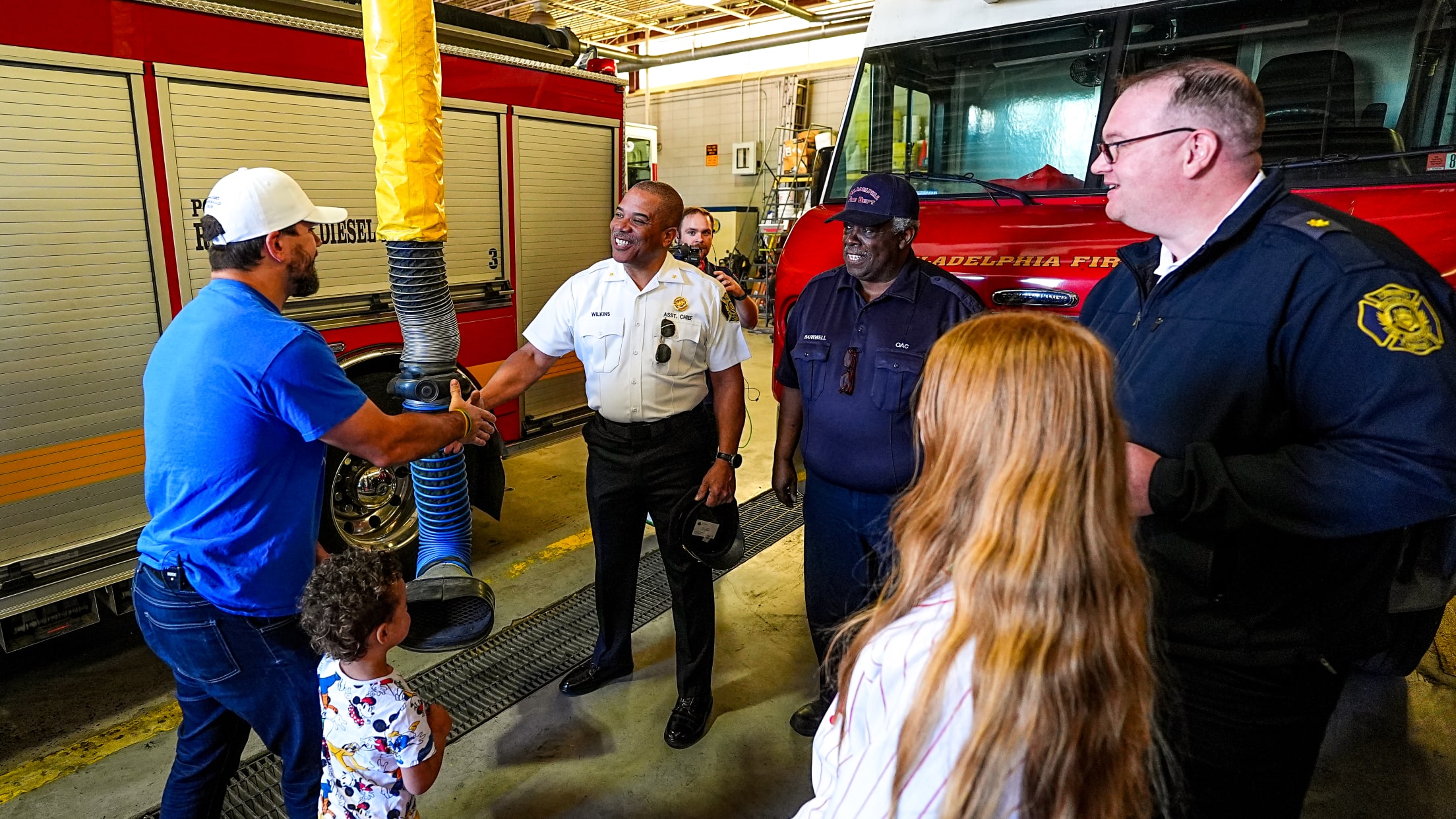 SchwarberNeighborhoodHeroes08154