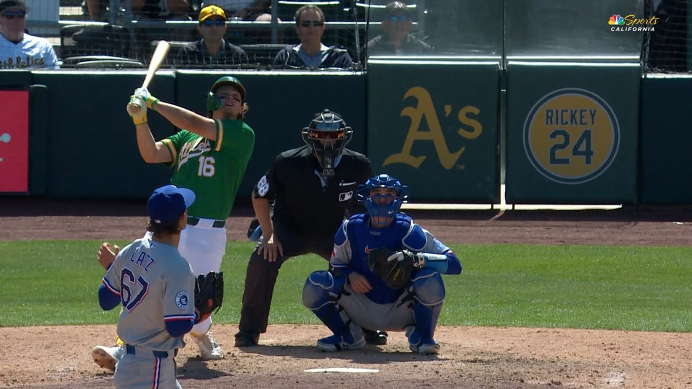 Nick Kurtz clears the bases to give A's the lead