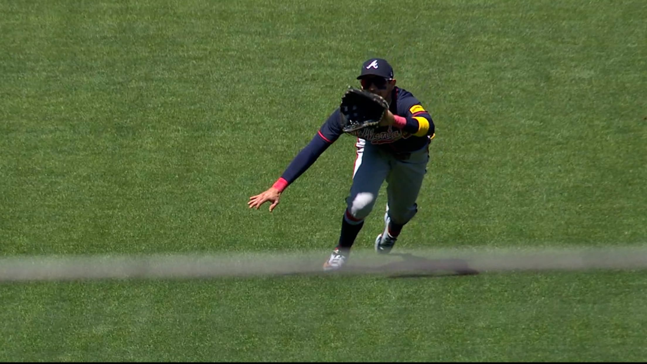 Mauricio Dubón's diving catch