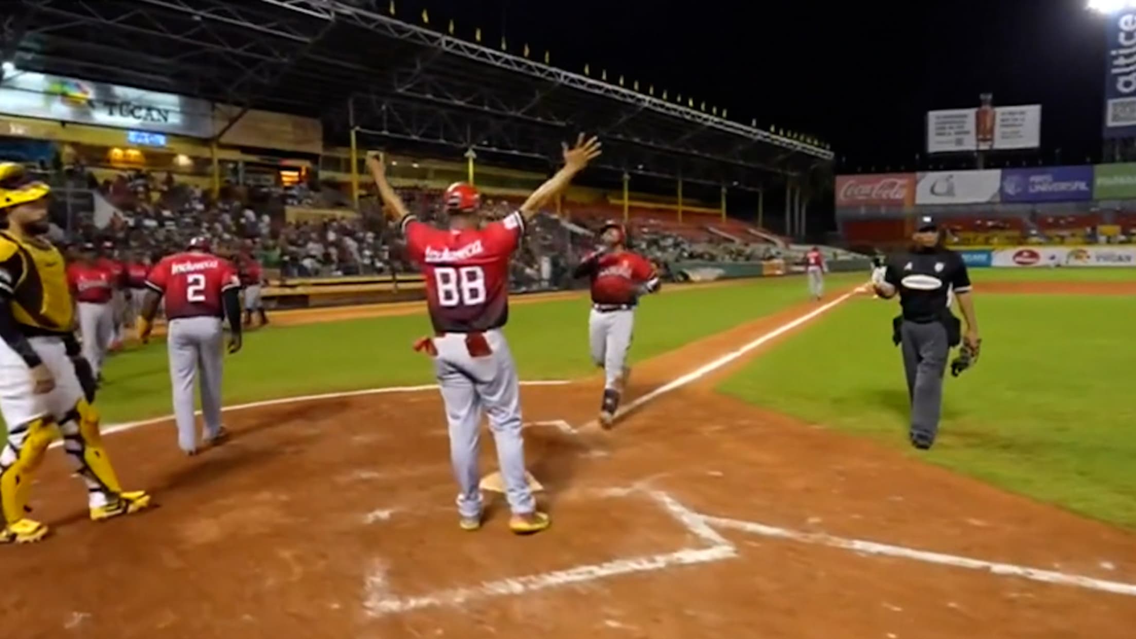 Tromp dispara jonrón de dos rayas