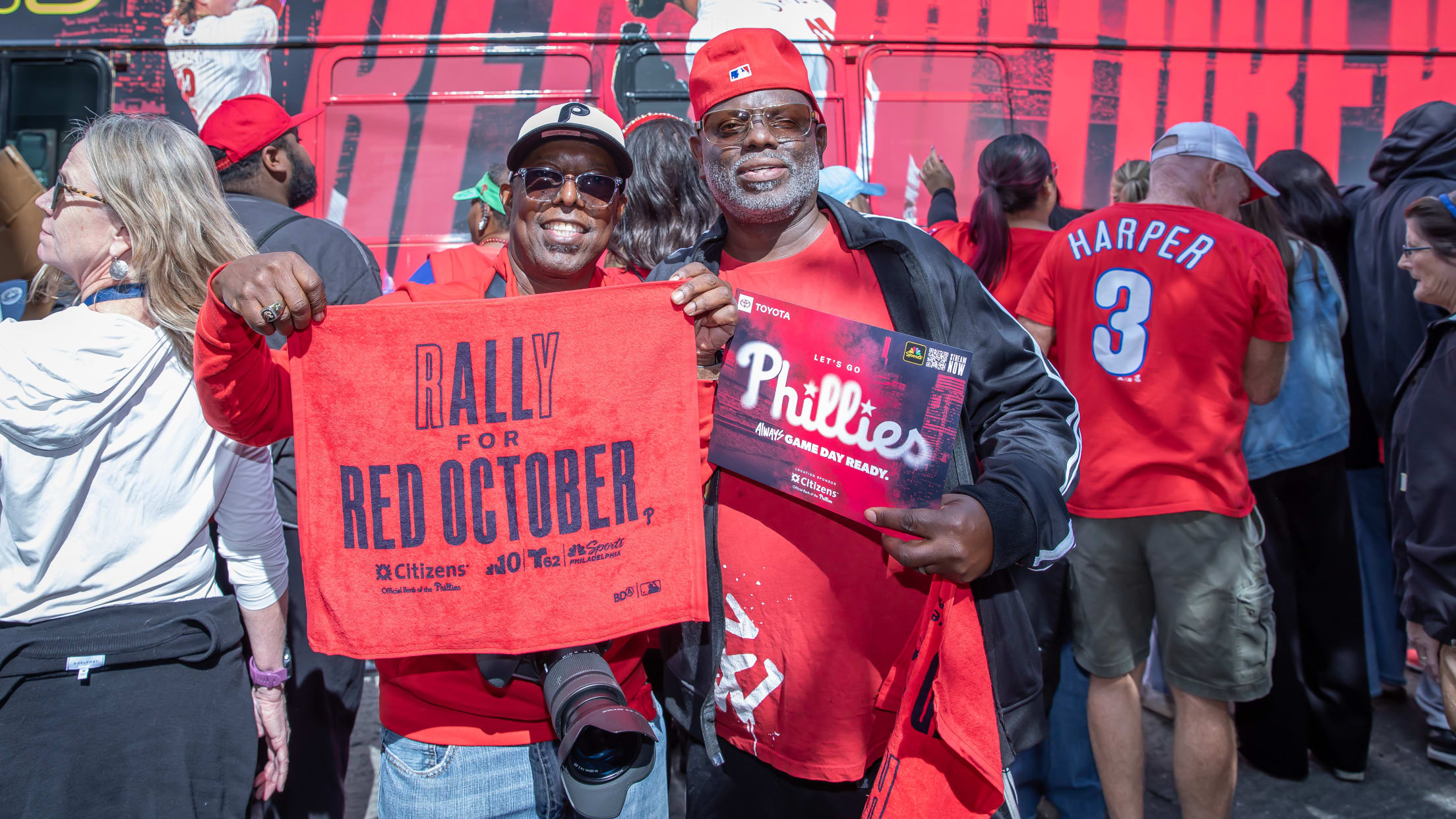 20251002_Rally_Red_October_Bus_Waterfalls-30