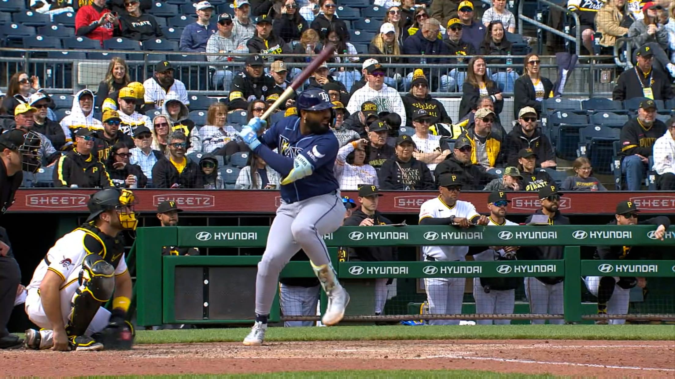 Junior Caminero's solo home run (5)