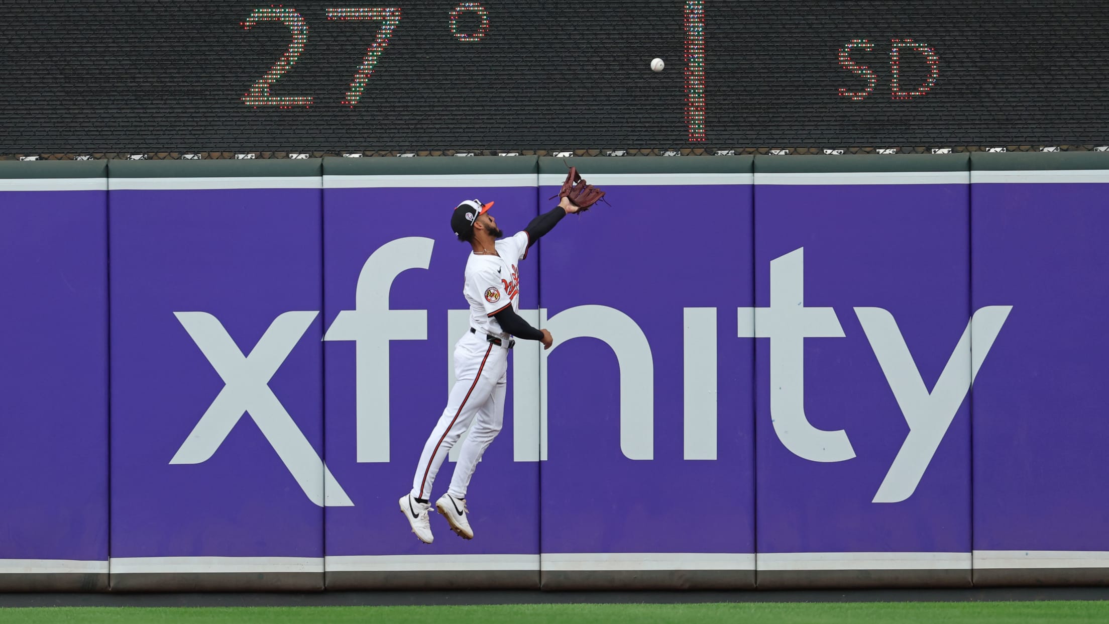 bal_Birdland_Insider_Peyton_Photos_045