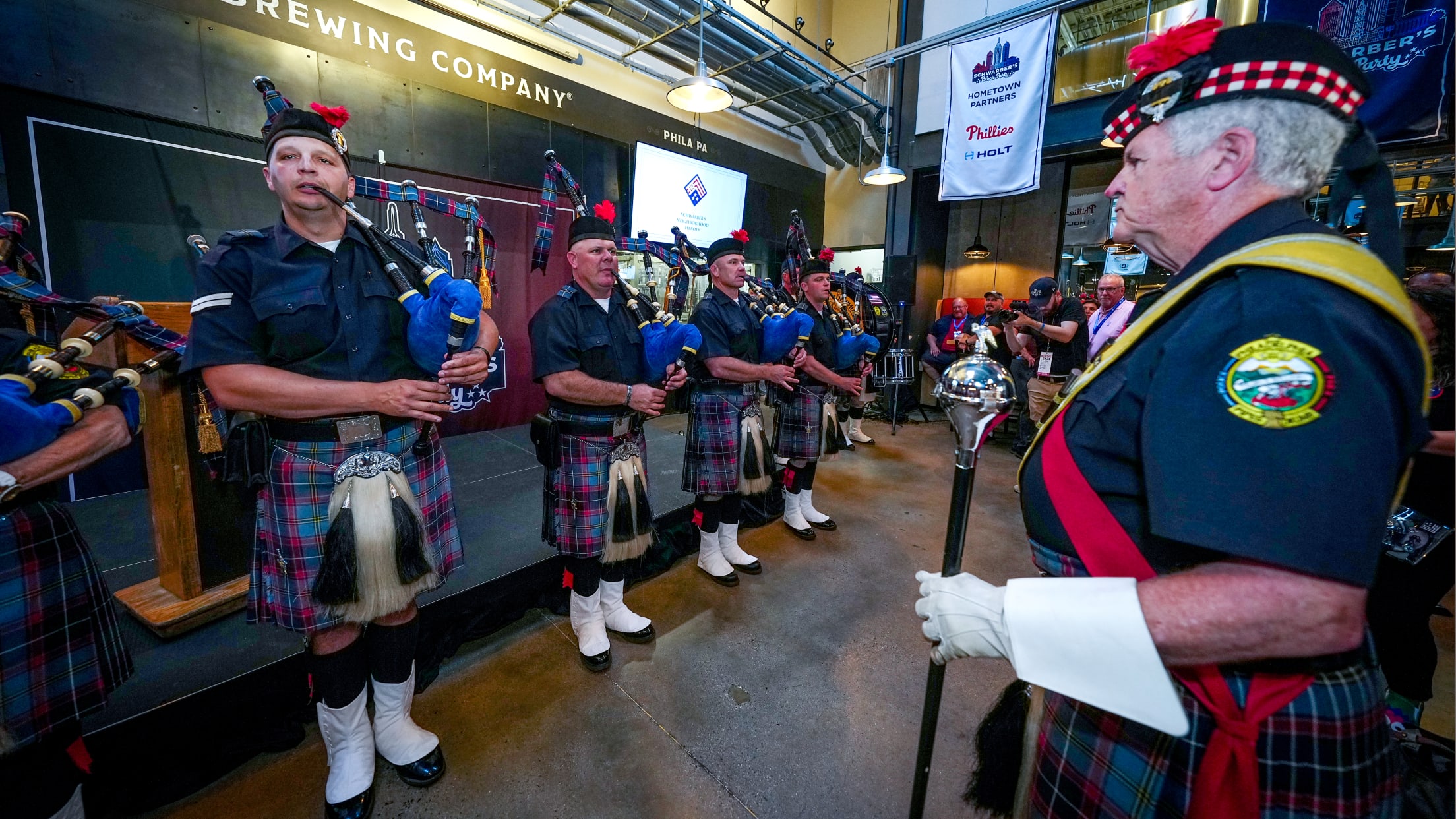 SchwarbersNeighborhoodHeroes04775