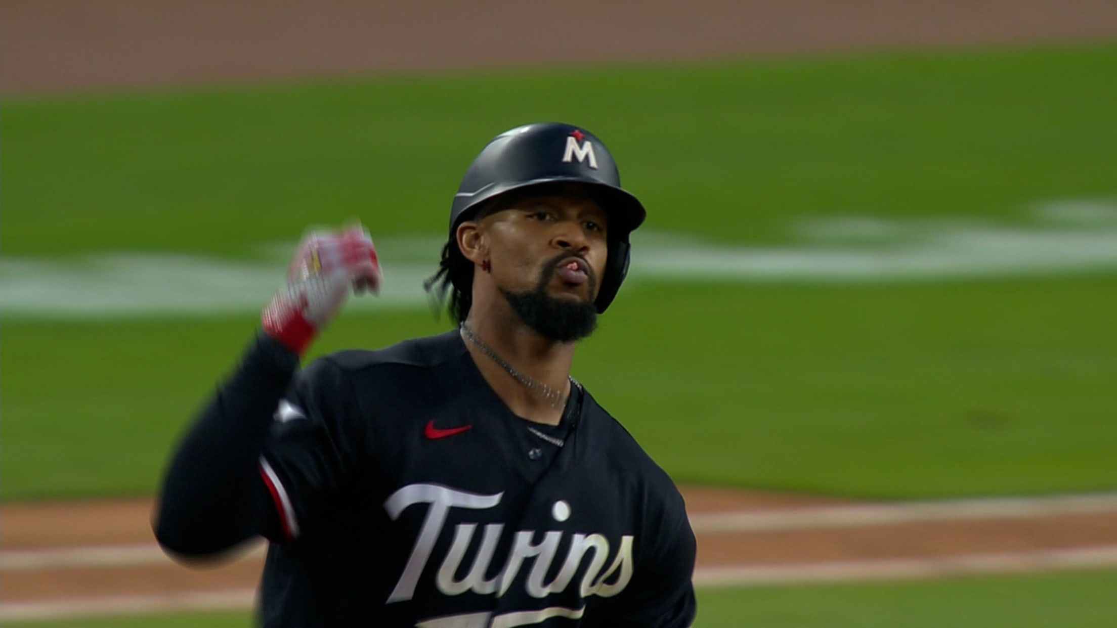 Byron Buxton's three-run home run (20)