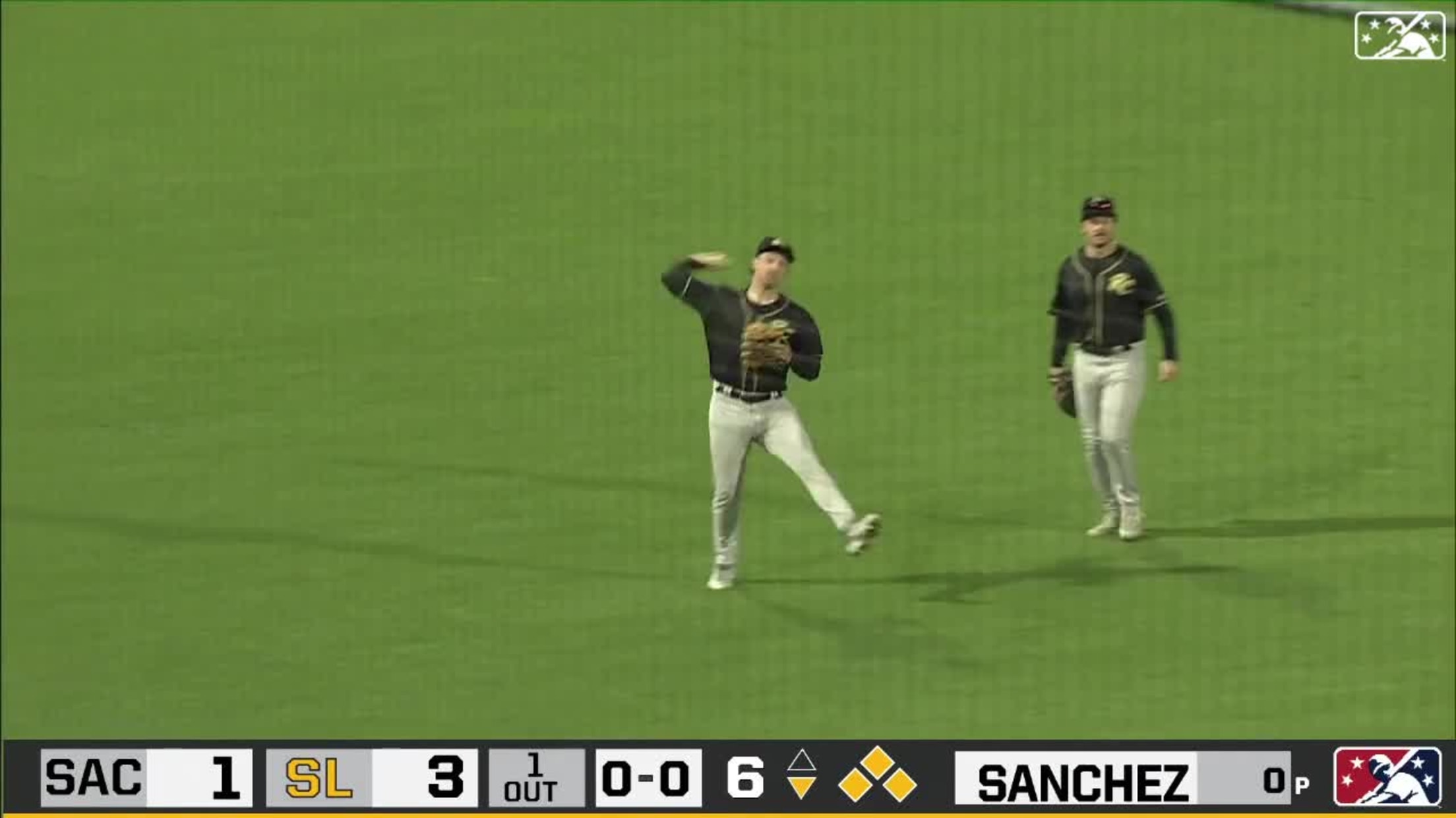 Schmitt's great catch and throw
