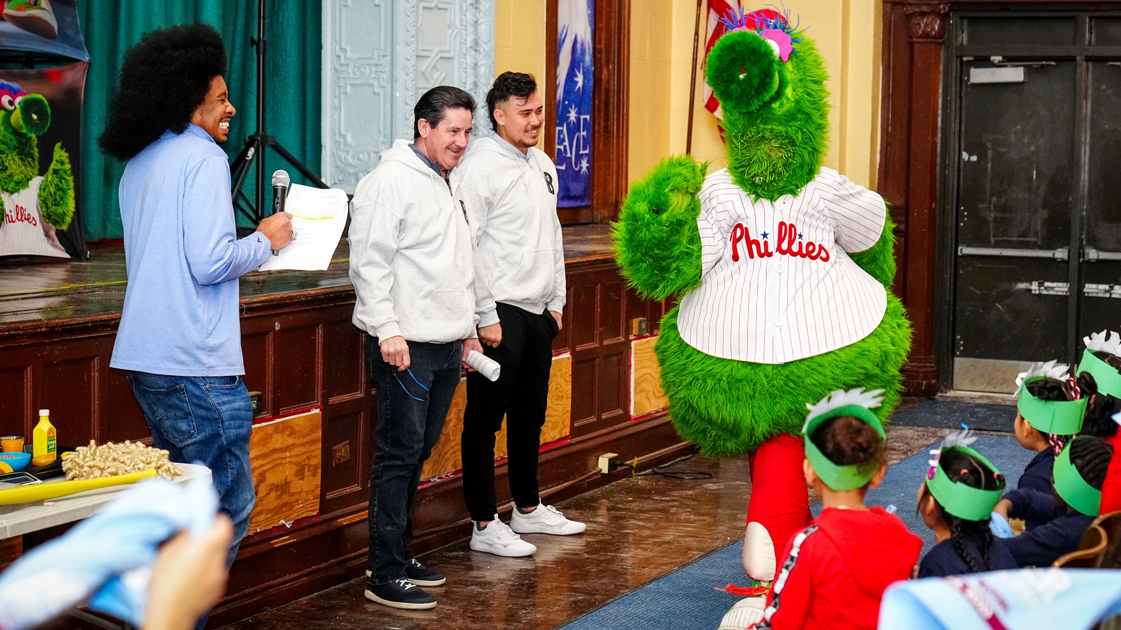 PhanaticAboutReading09064