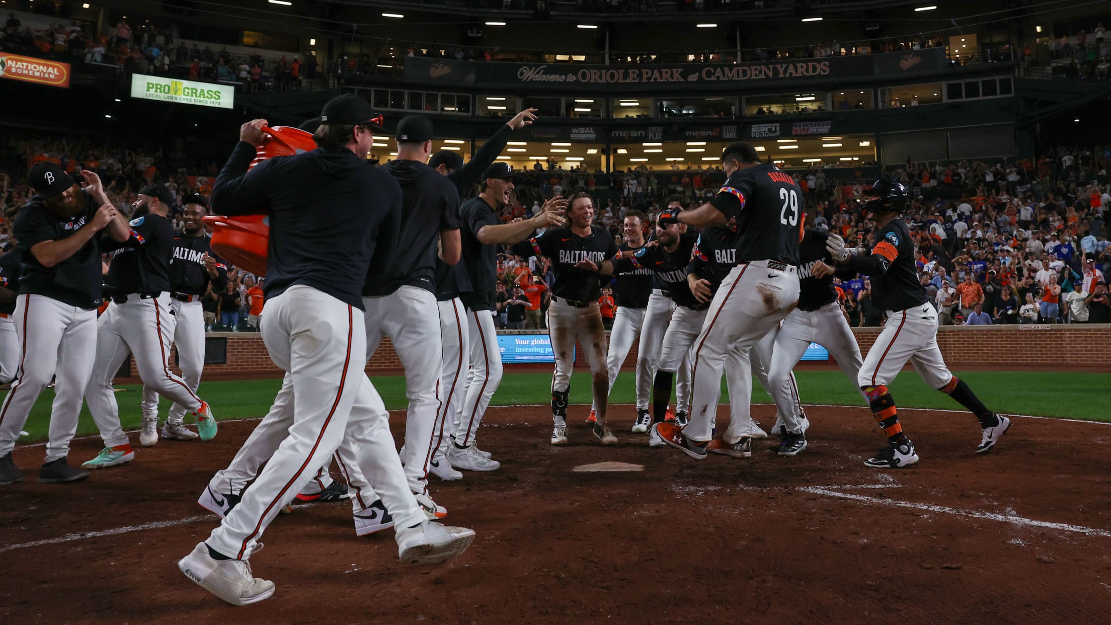 bal_Birdland_Insider_Todd_Photos_0061