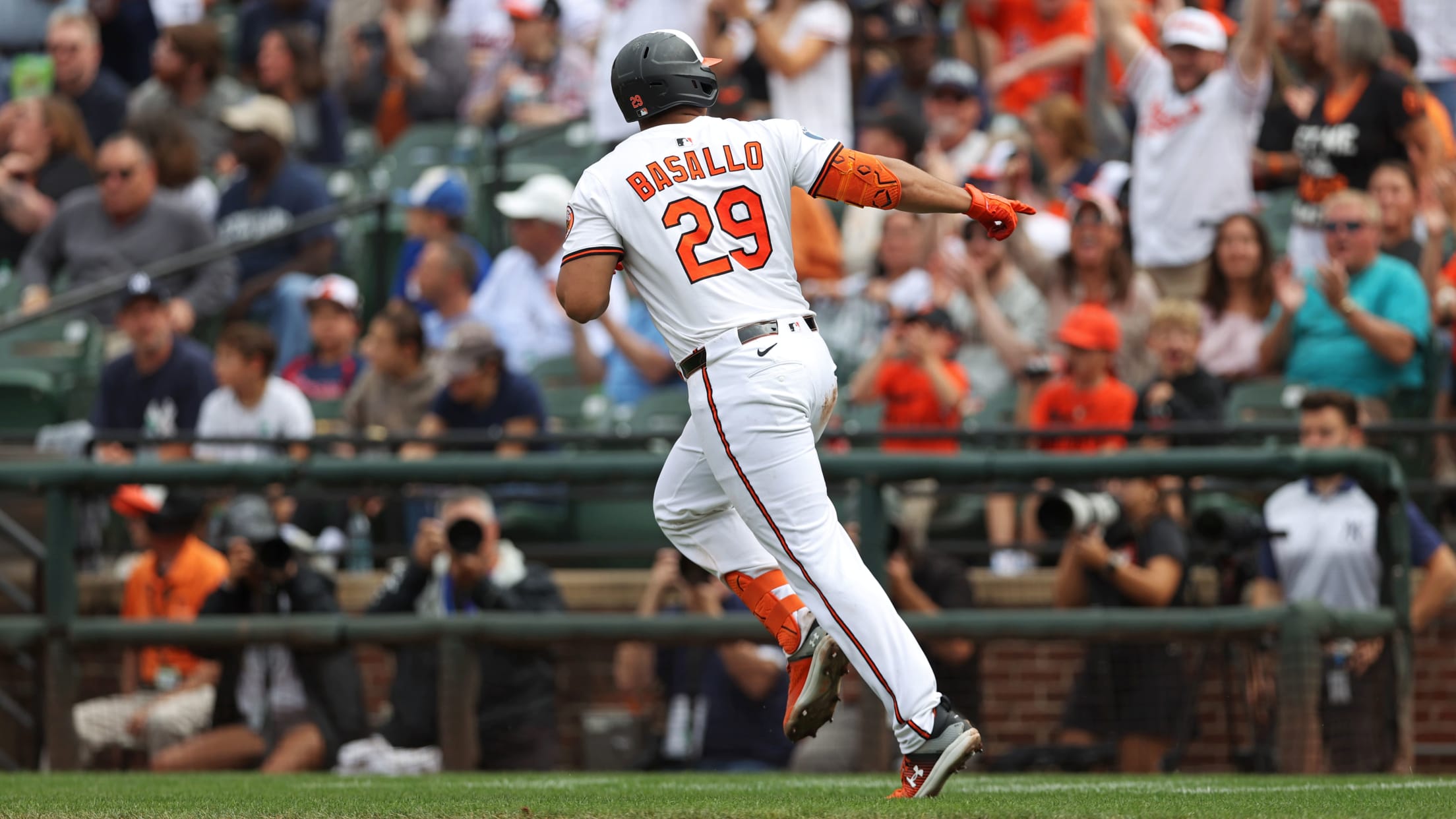 bal_Birdland_Insider_Connor_Photos_042