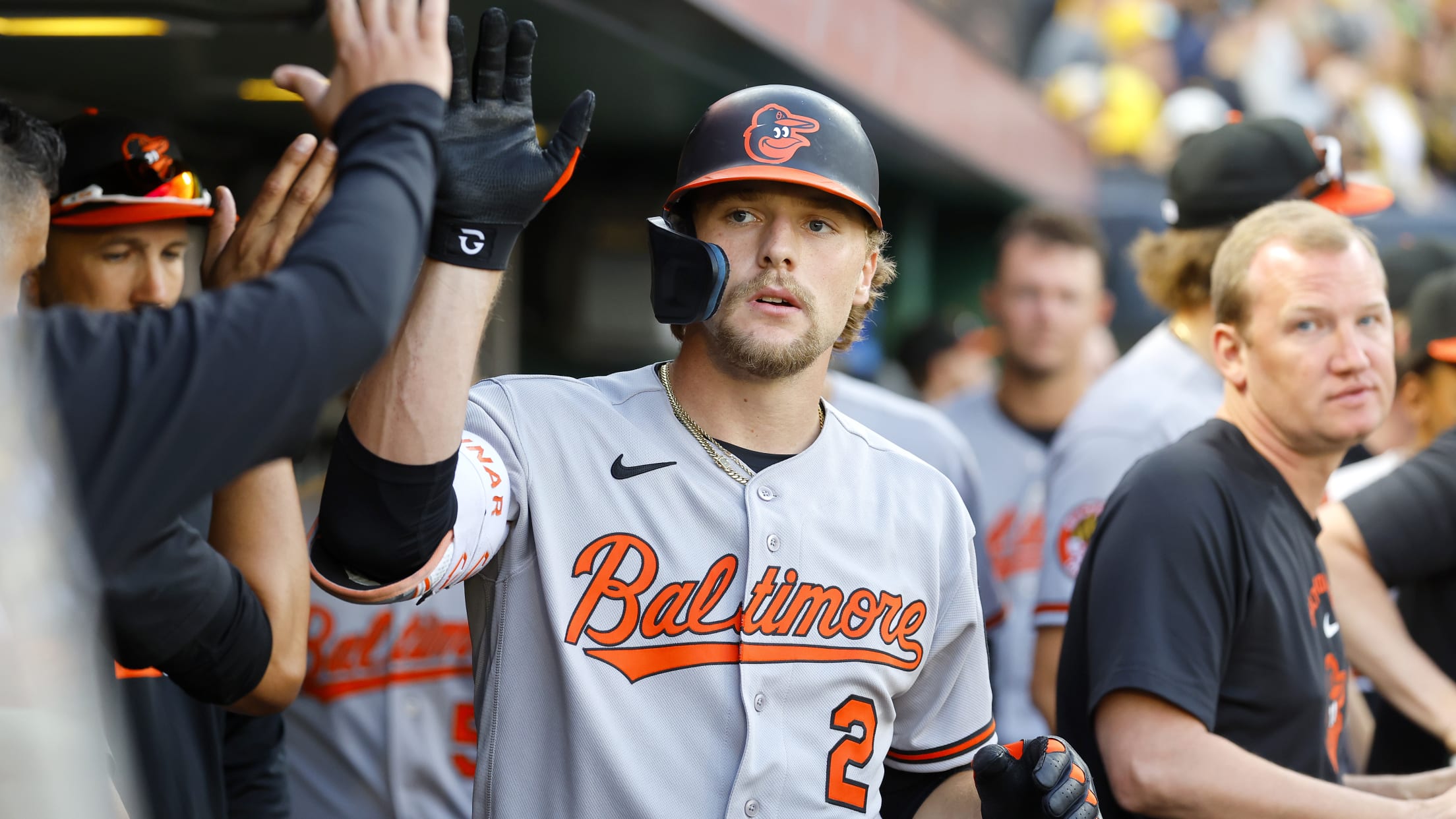 Gunnar Henderson's solo home run (2)