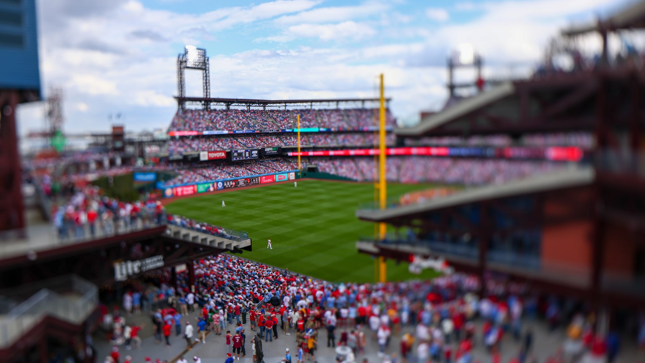 20250331_Waterfalls-12