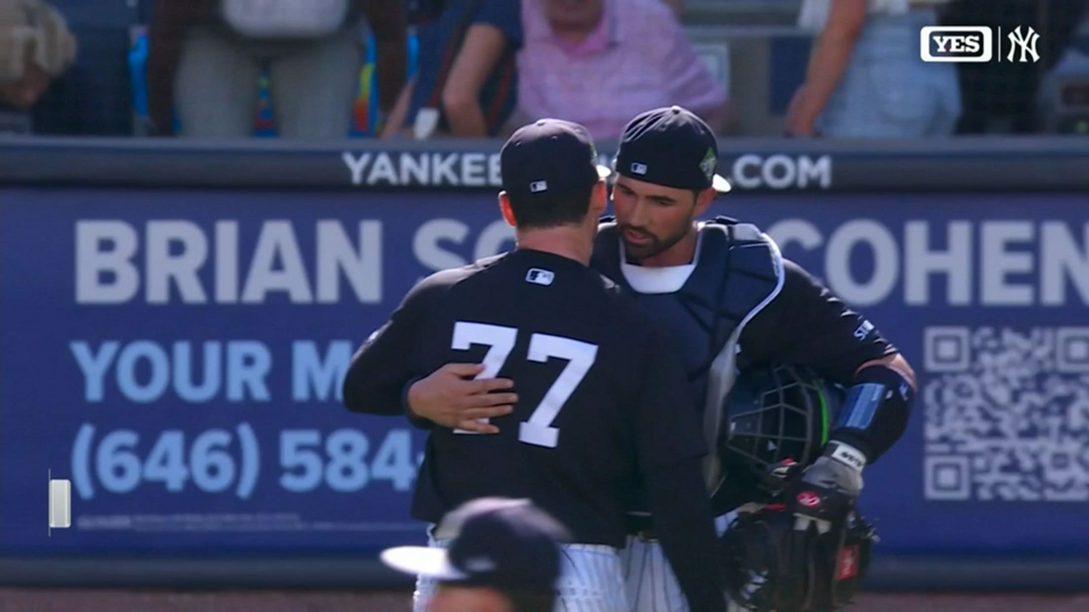 Jorbit Vivas sella el triunfo de los Yankees