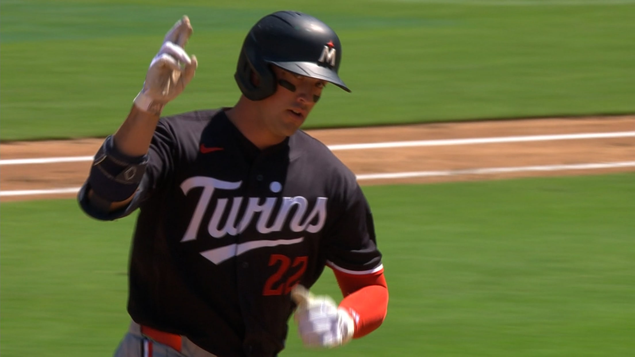 Brooks Lee's 20th home run of the season