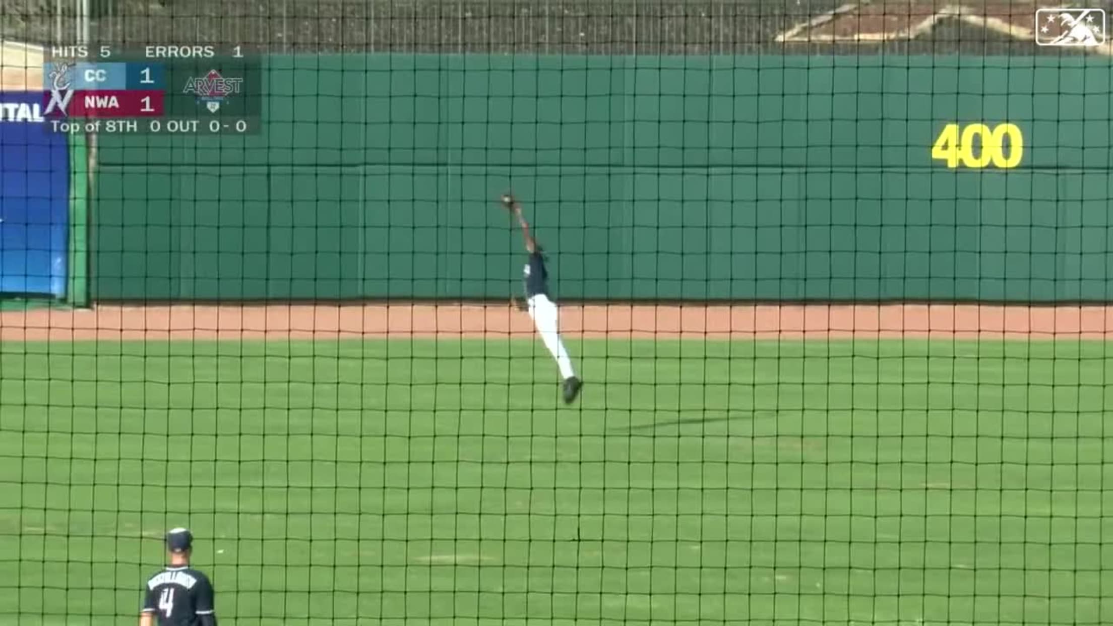 Tyler Tolbert's leaping grab