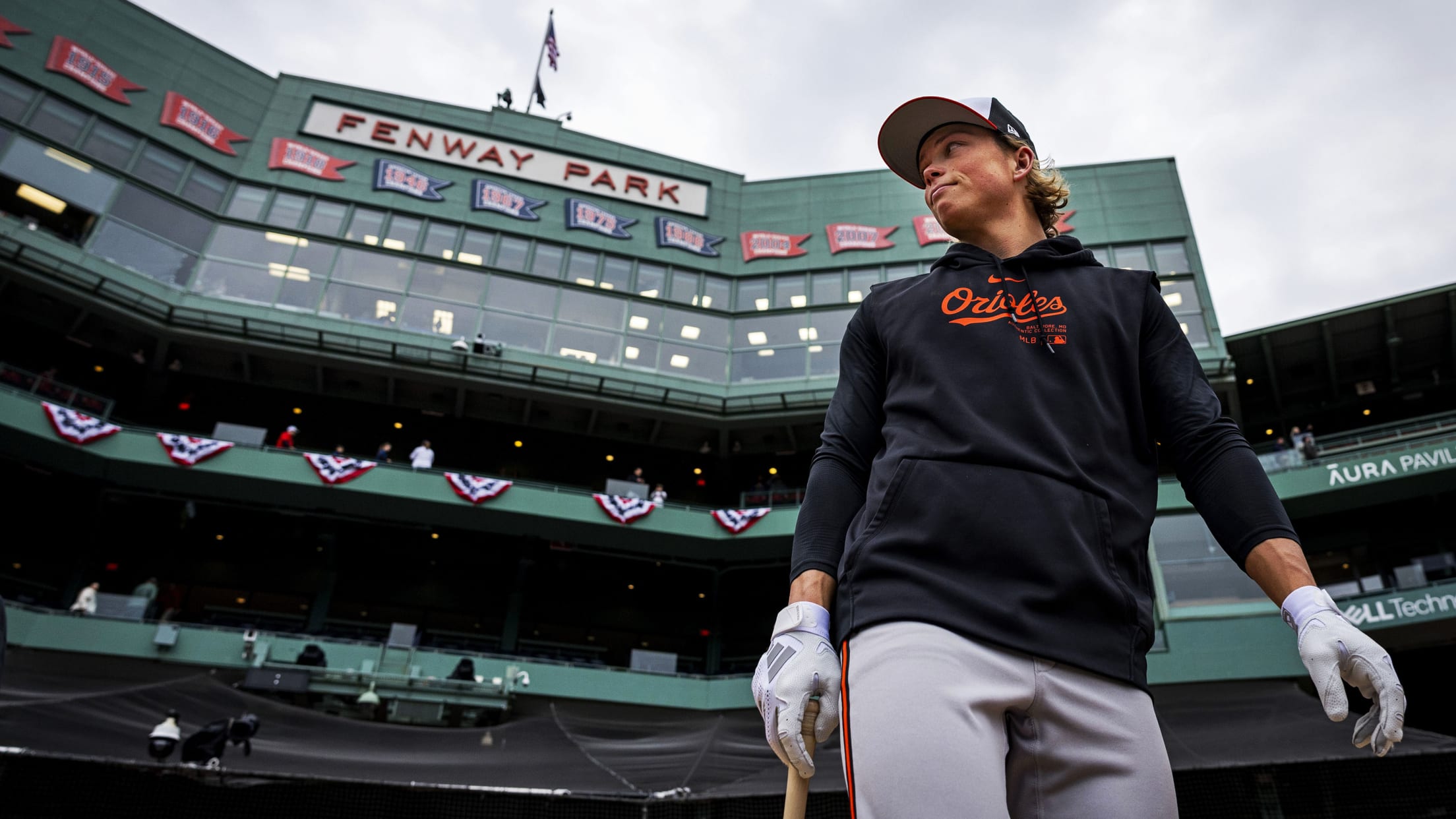 BAL-BI-021025-Holliday-Feature-036