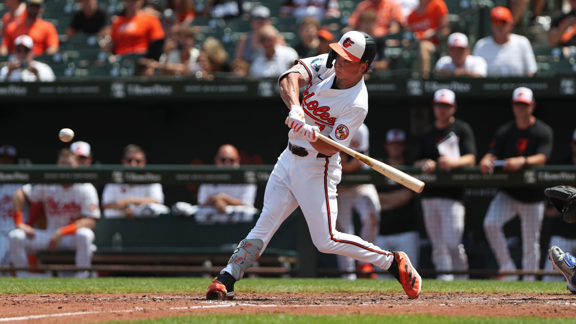 BAL-BI-021025-Holliday-Feature-086