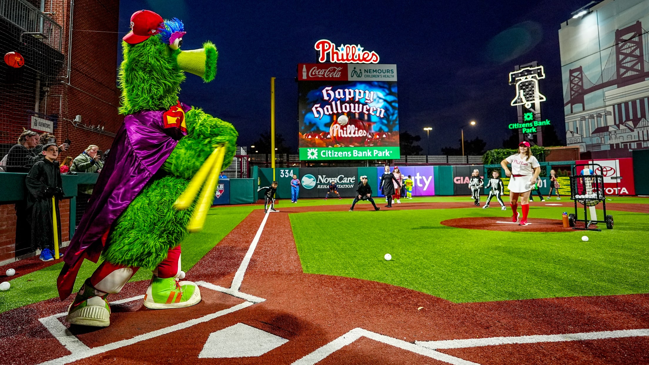 BallgirlsHalloweenParty06527