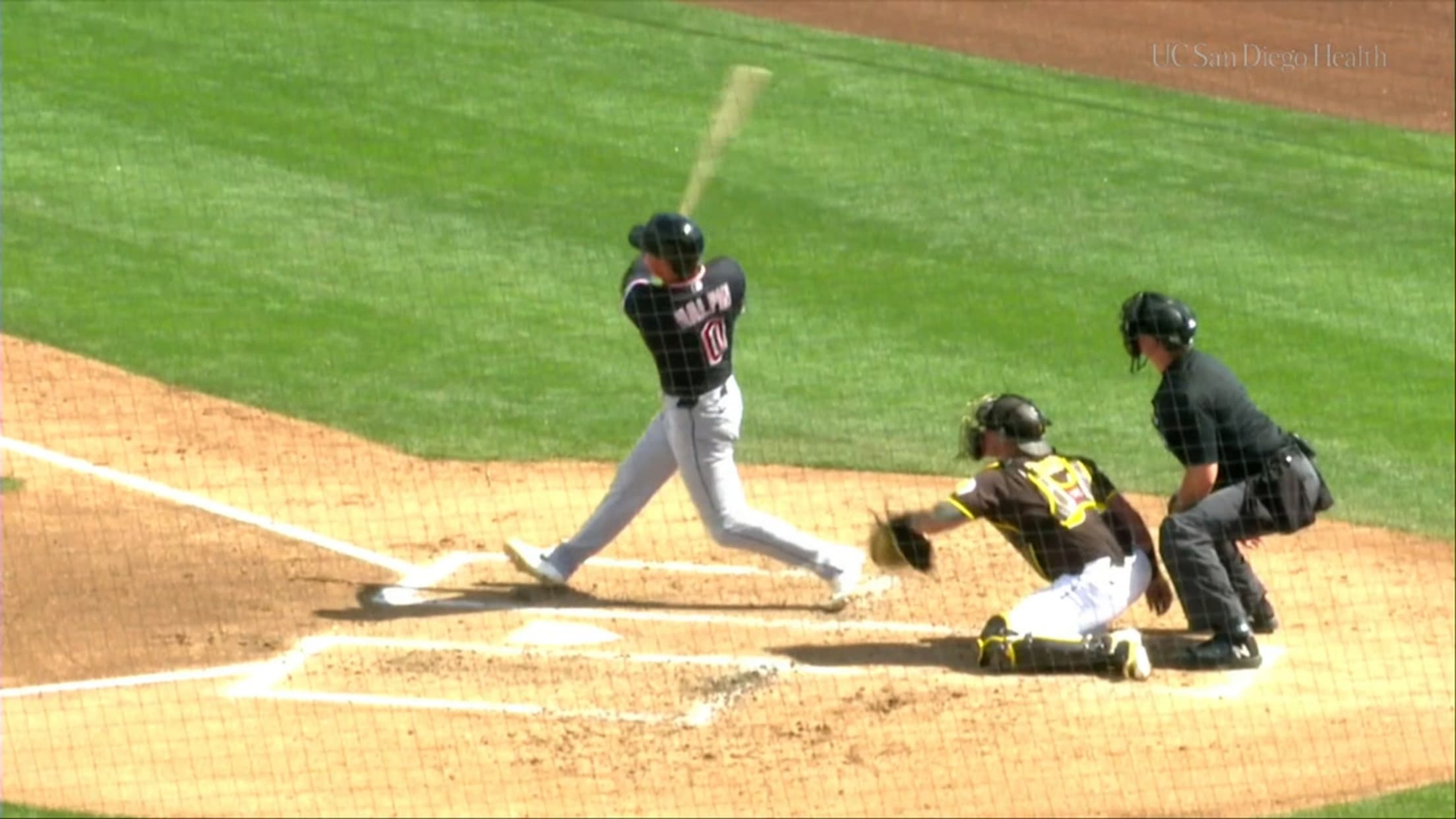 Petey Halpin conecta HR solitario