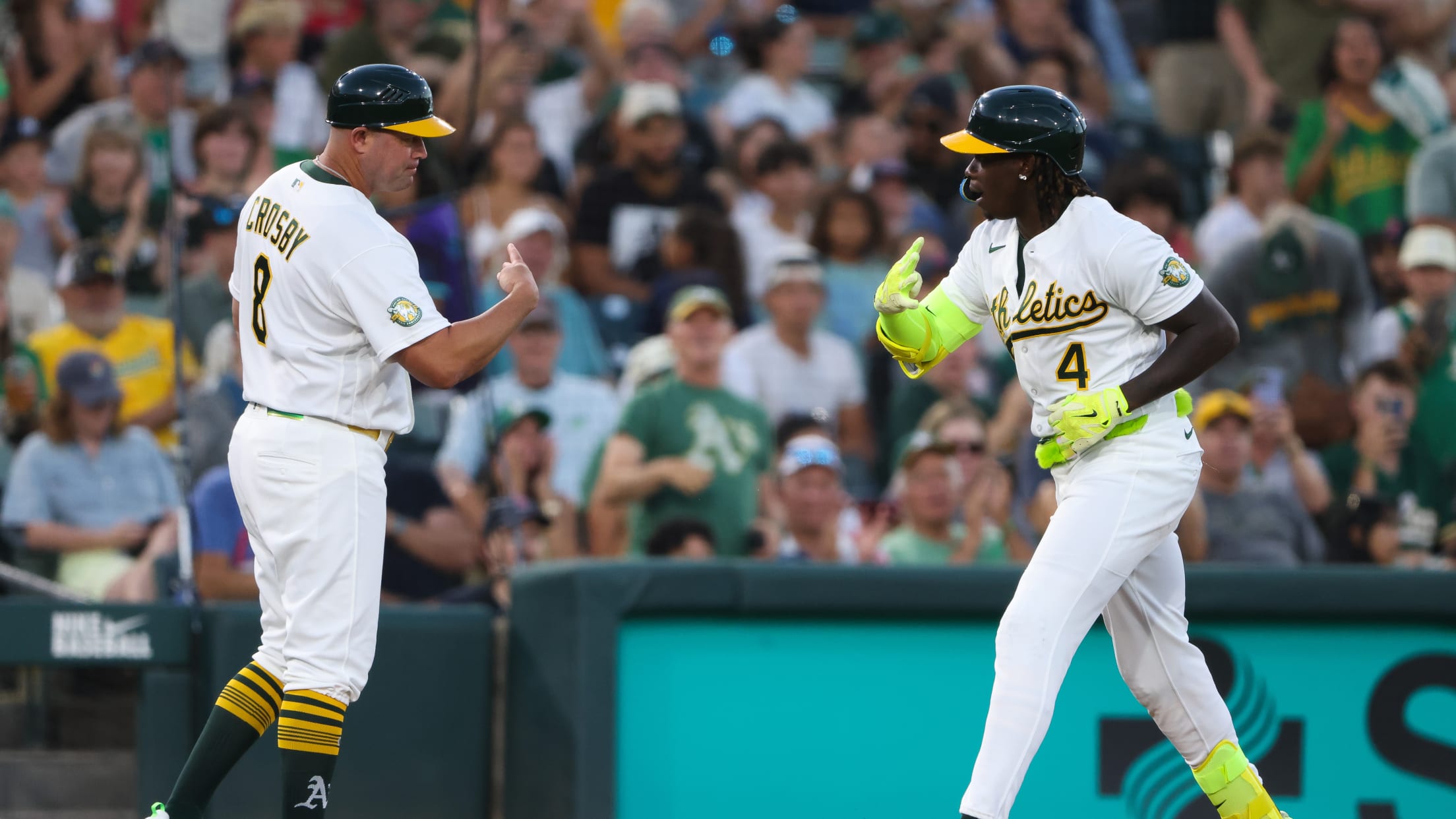 Lawrence Butler's solo home run (6)