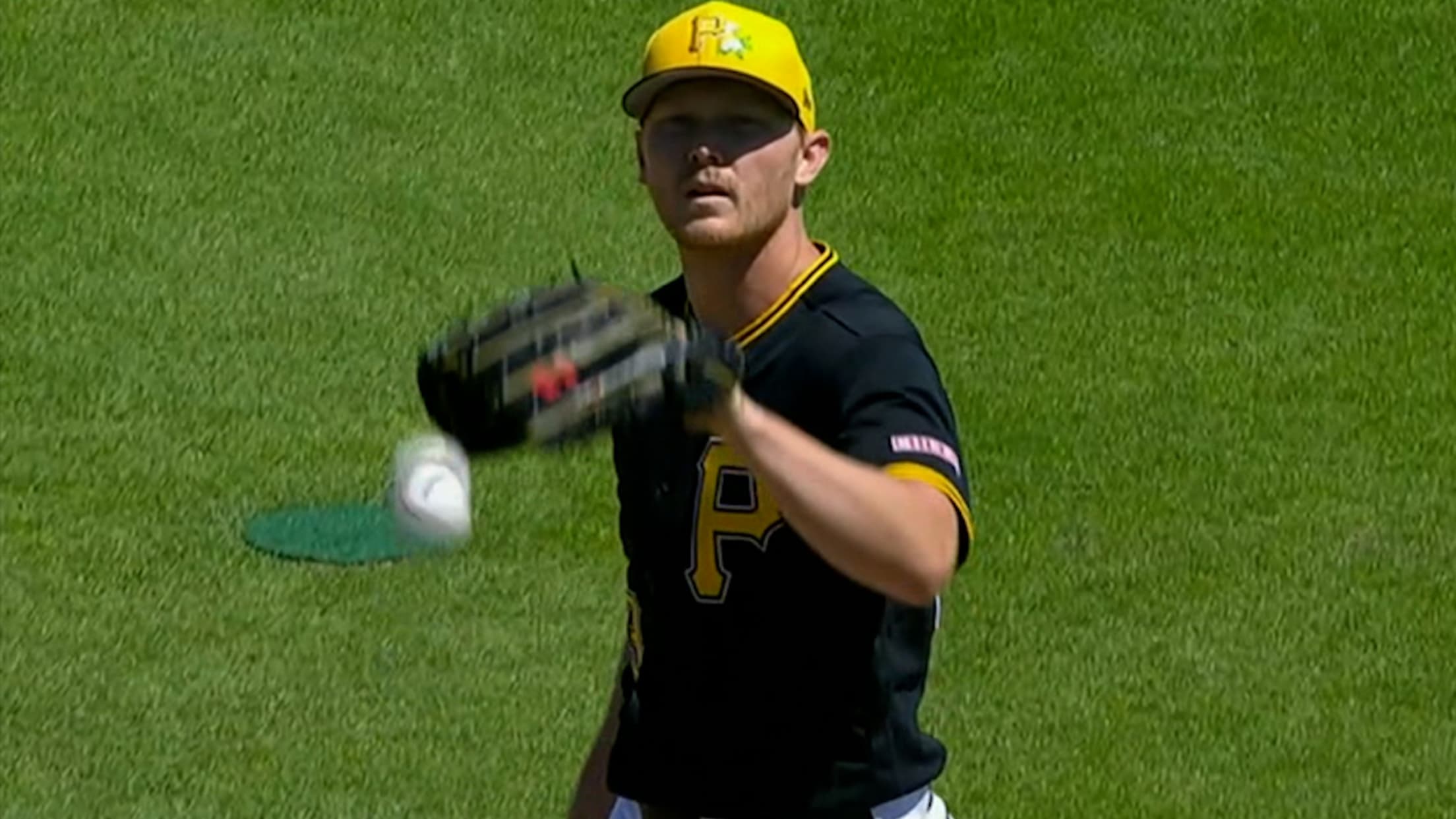 Mitch Keller poncha cinco 