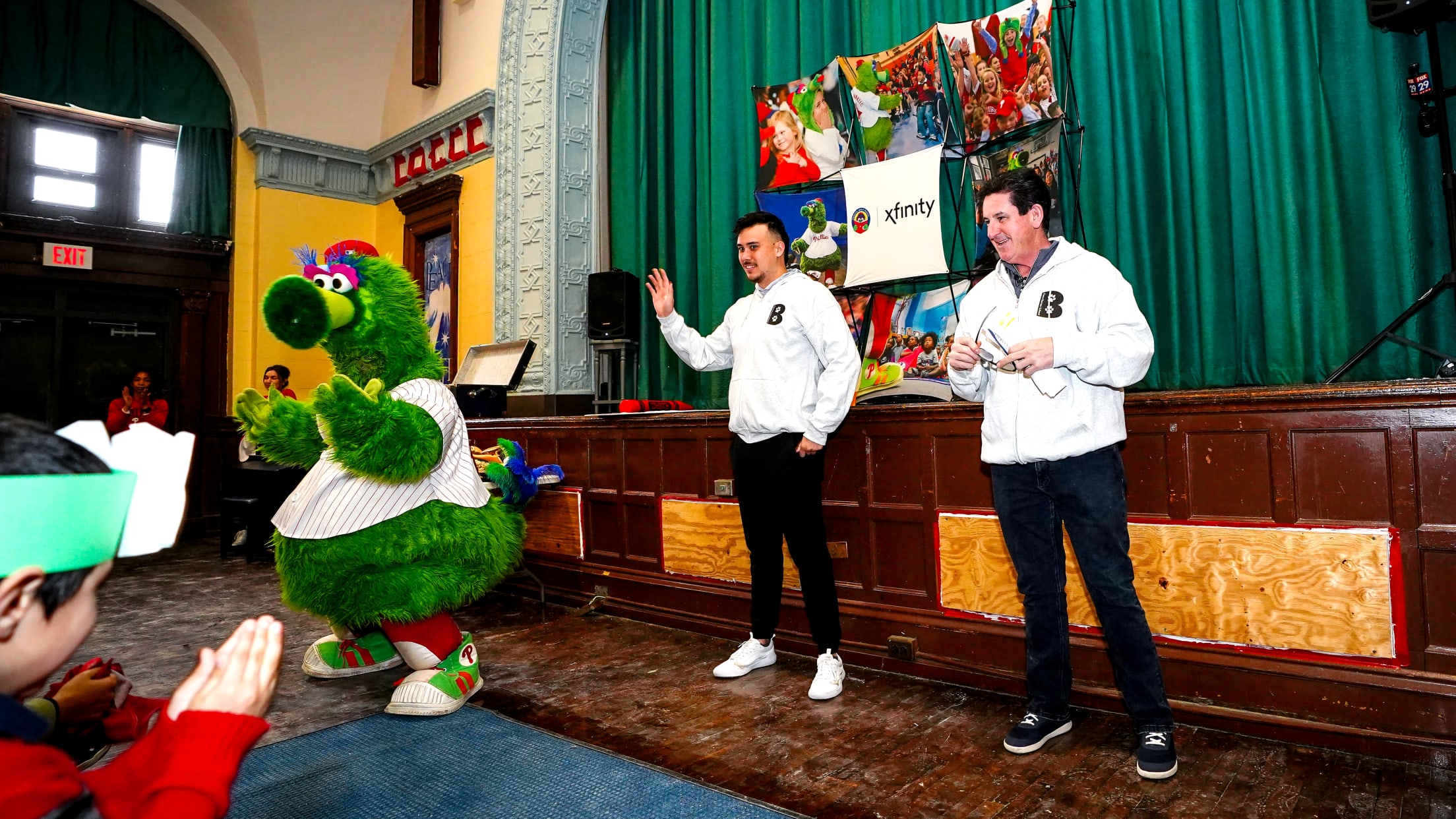 PhanaticAboutReading08358