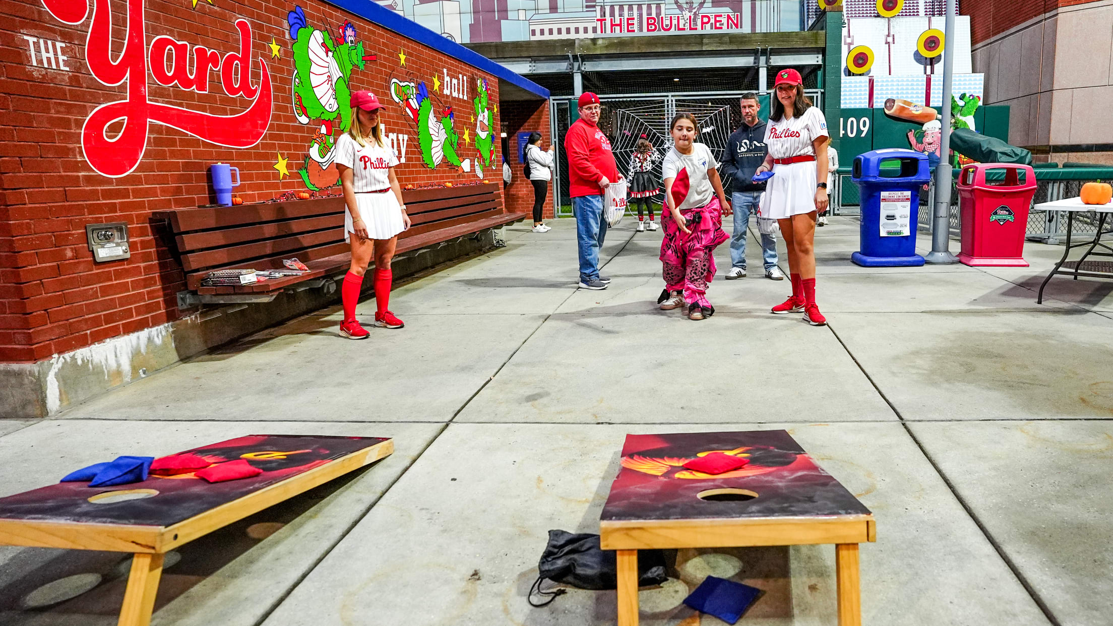 BallgirlsHalloweenParty06189