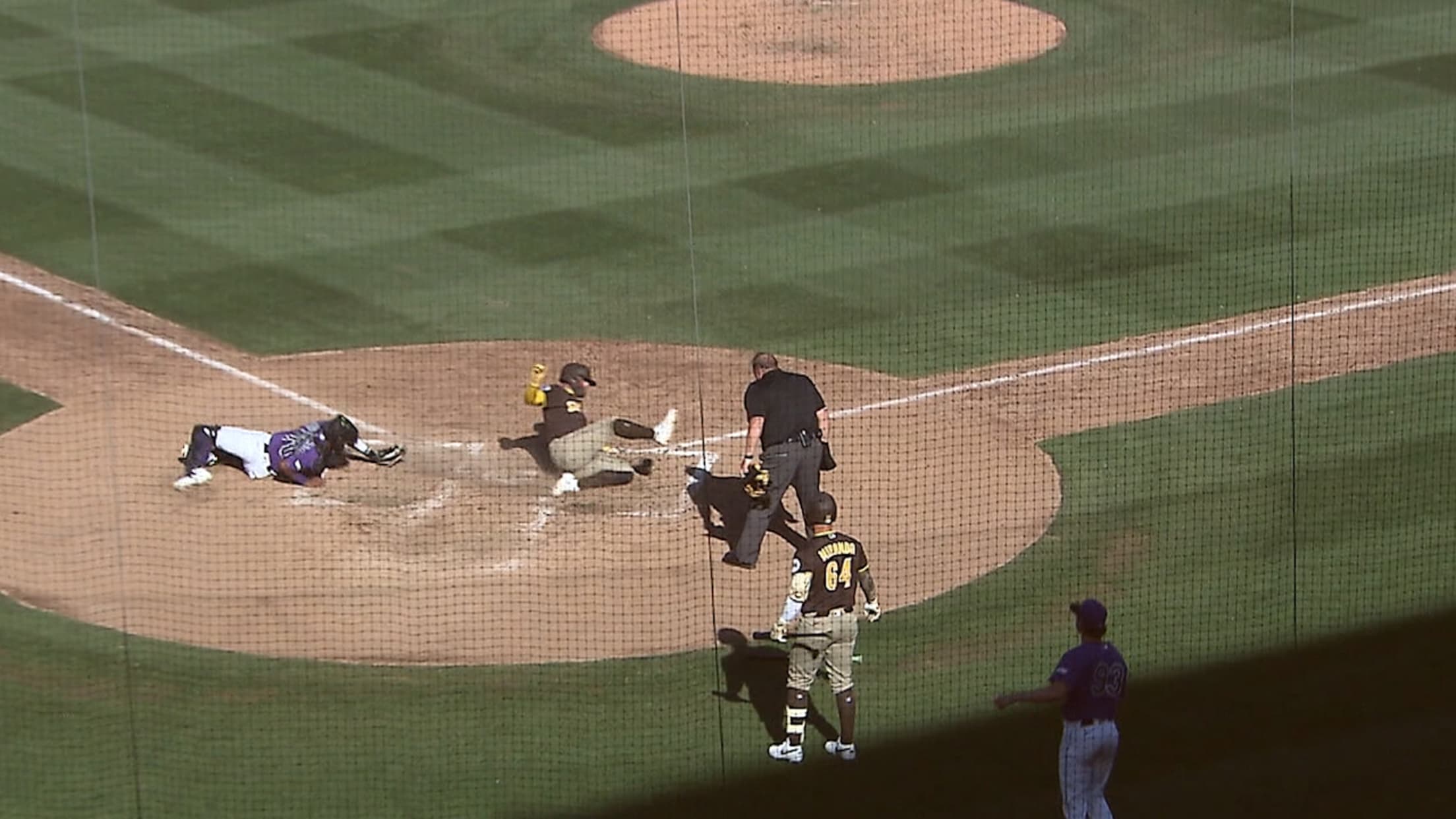 Samad Taylor's RBI single on sharp ground ball