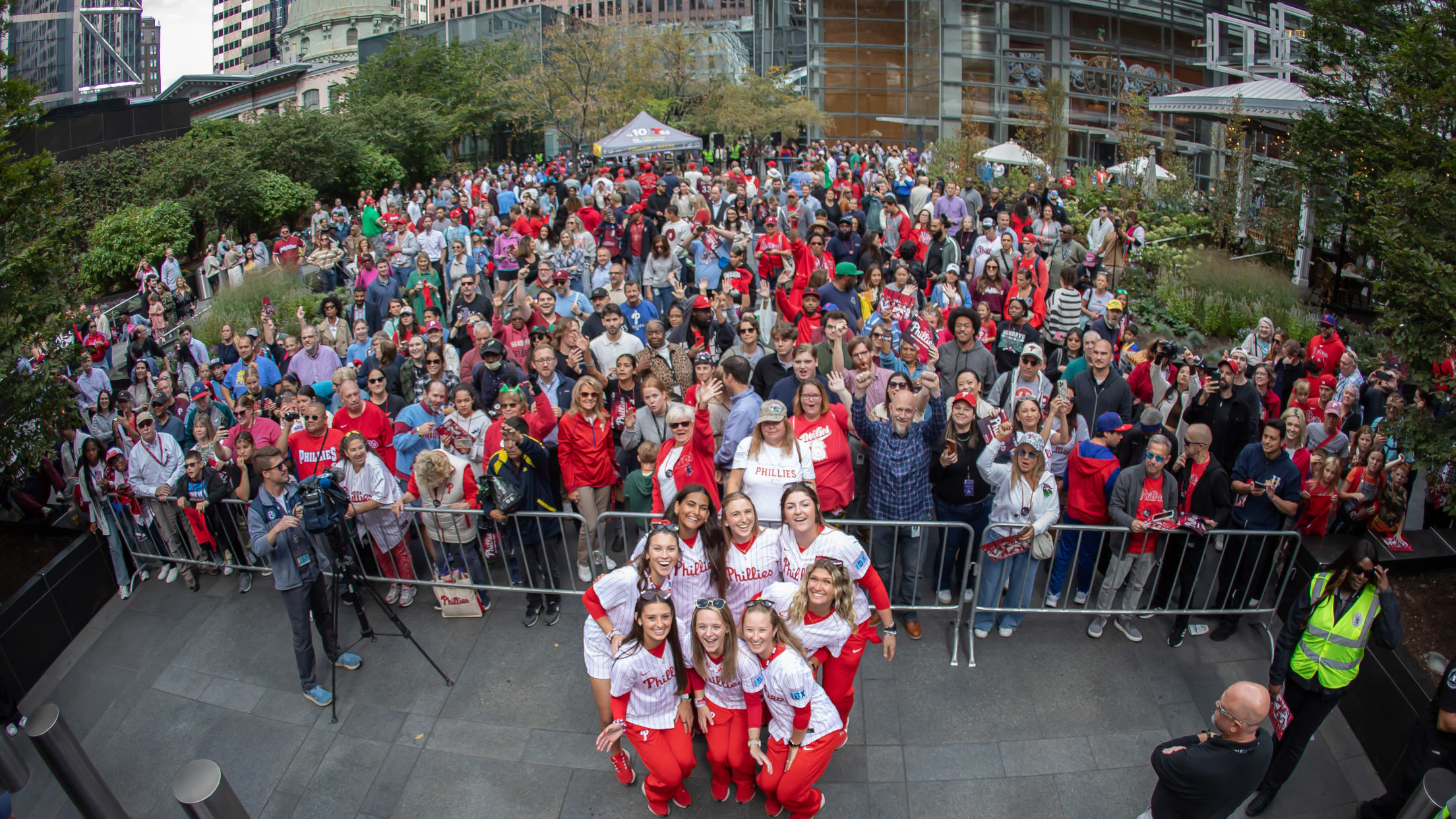 20251002_Rally_Red_October_Bus_Waterfalls-20