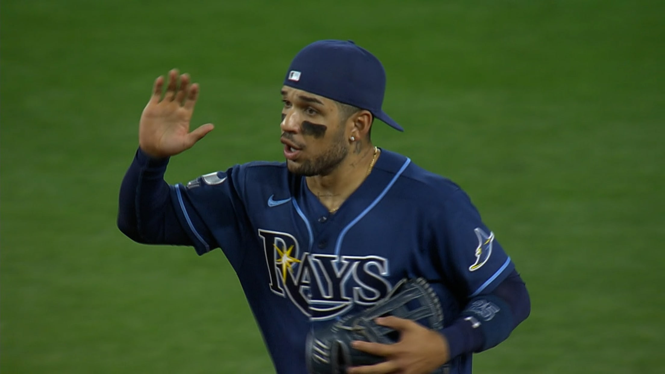 Baker sella triunfo de Rays con doble matanza