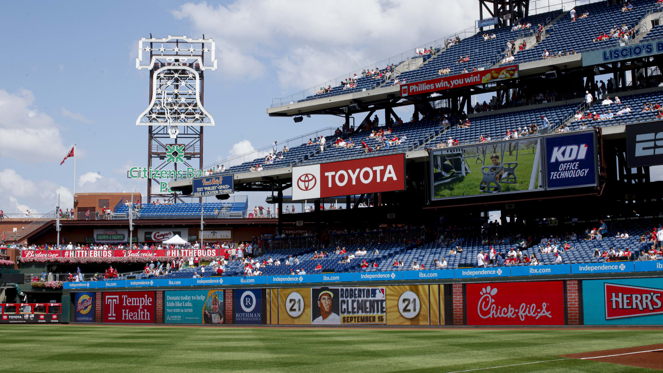 RAW Citizens Bank Park general RF