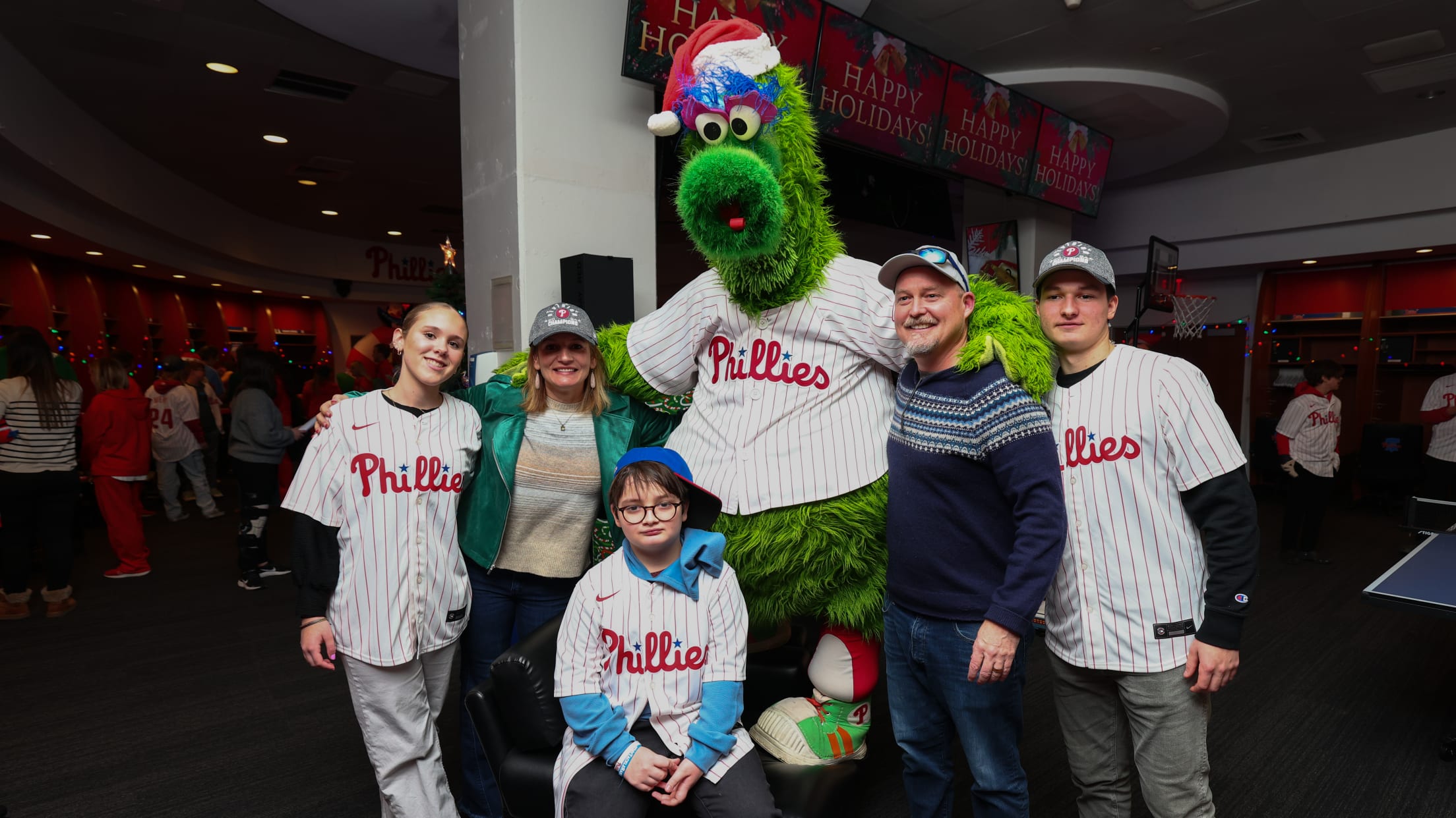 20241213_Ballgirls Holiday Party-9