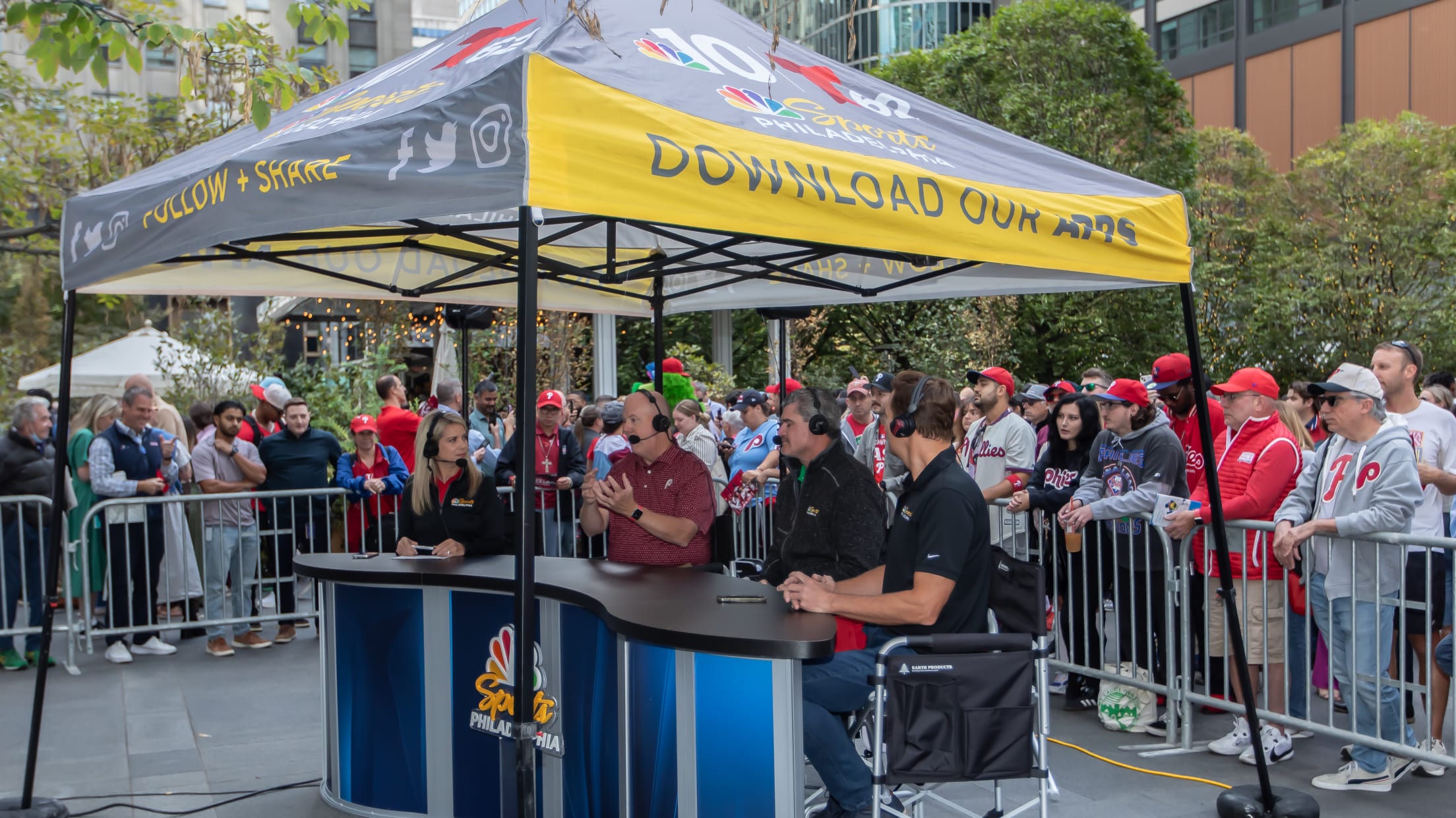 20251002_Rally_Red_October_Bus_Waterfalls-5